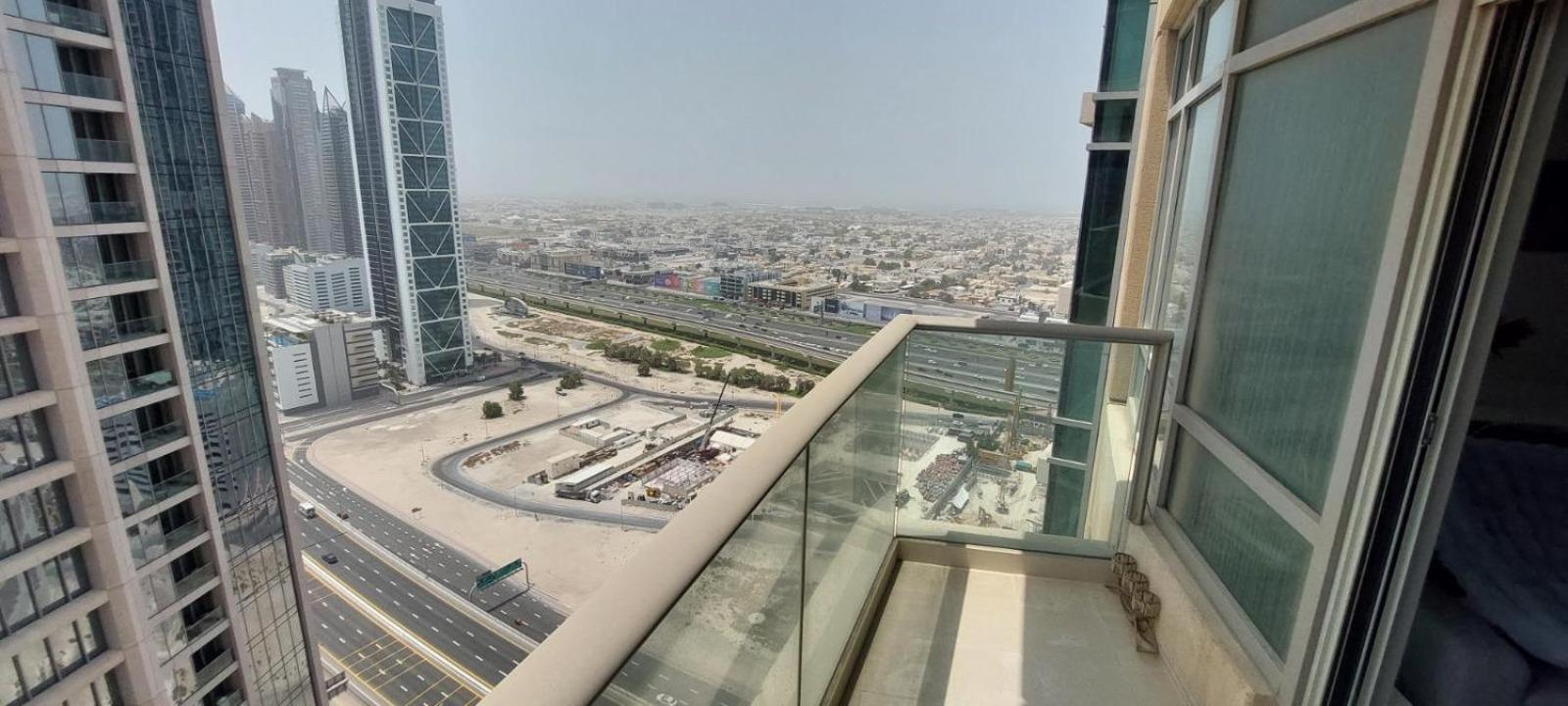 Apartment Loft West Downtown Family In Dubai