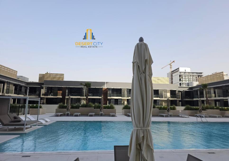 Fully Furnished 1 Bed In Jvc, Hosted By Desert *