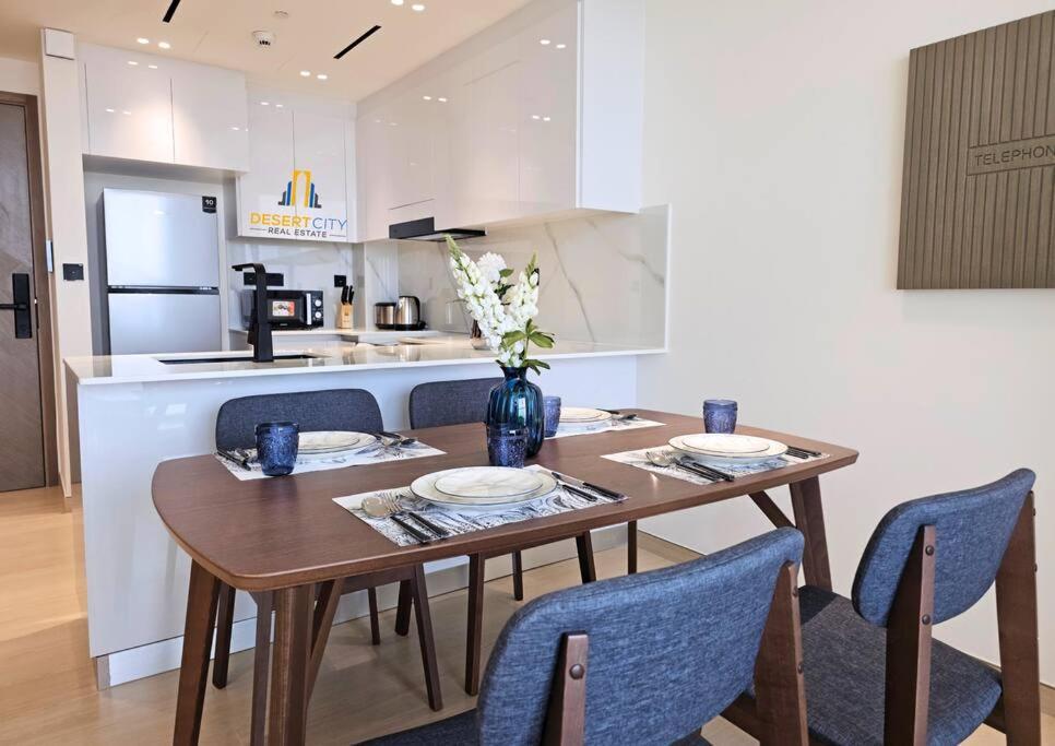 Fully Furnished 1 Bed In Jvc, Hosted By Desert Apartment *