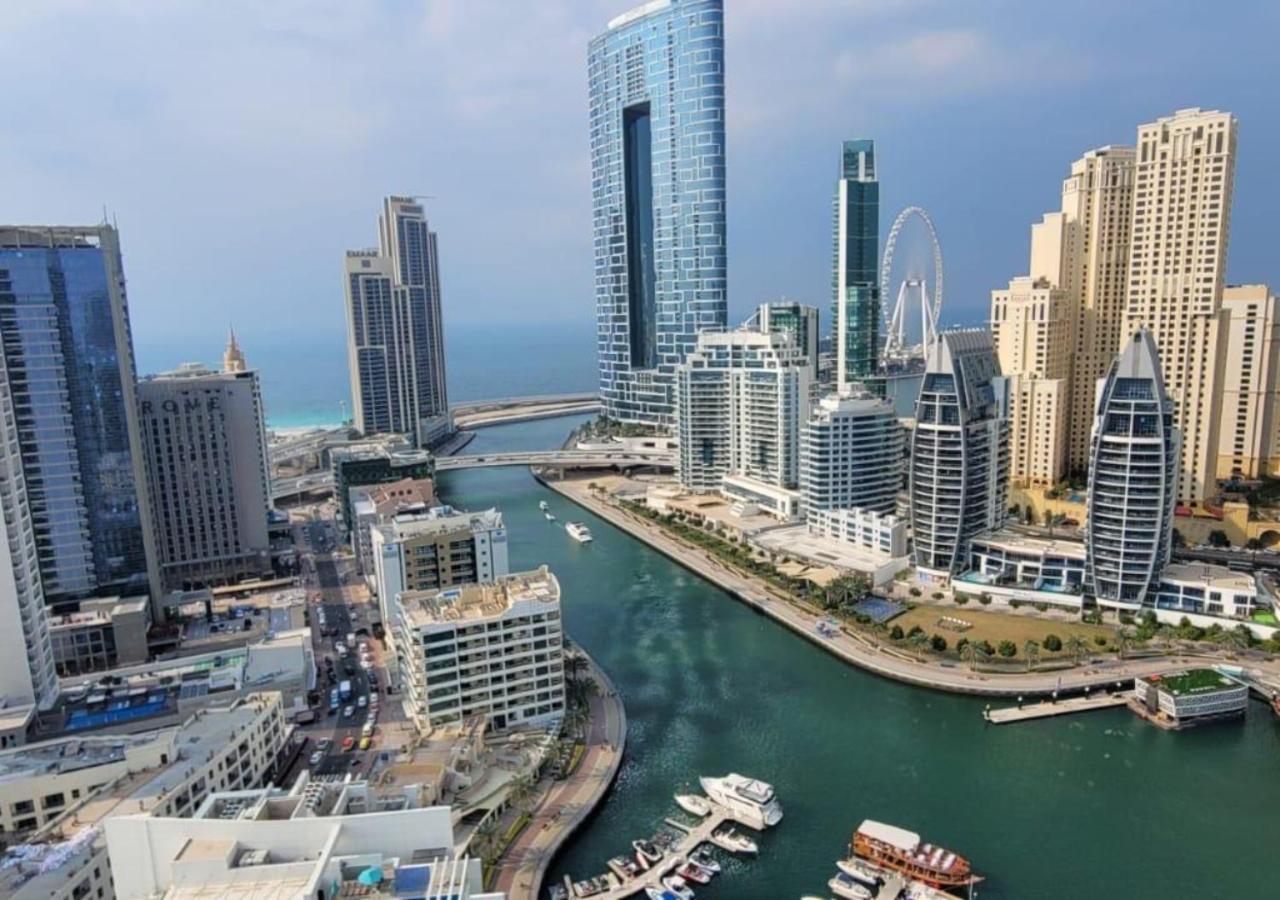 Marina Walk Gem Modern With Pool & Gym Access, Steps To & Metro *