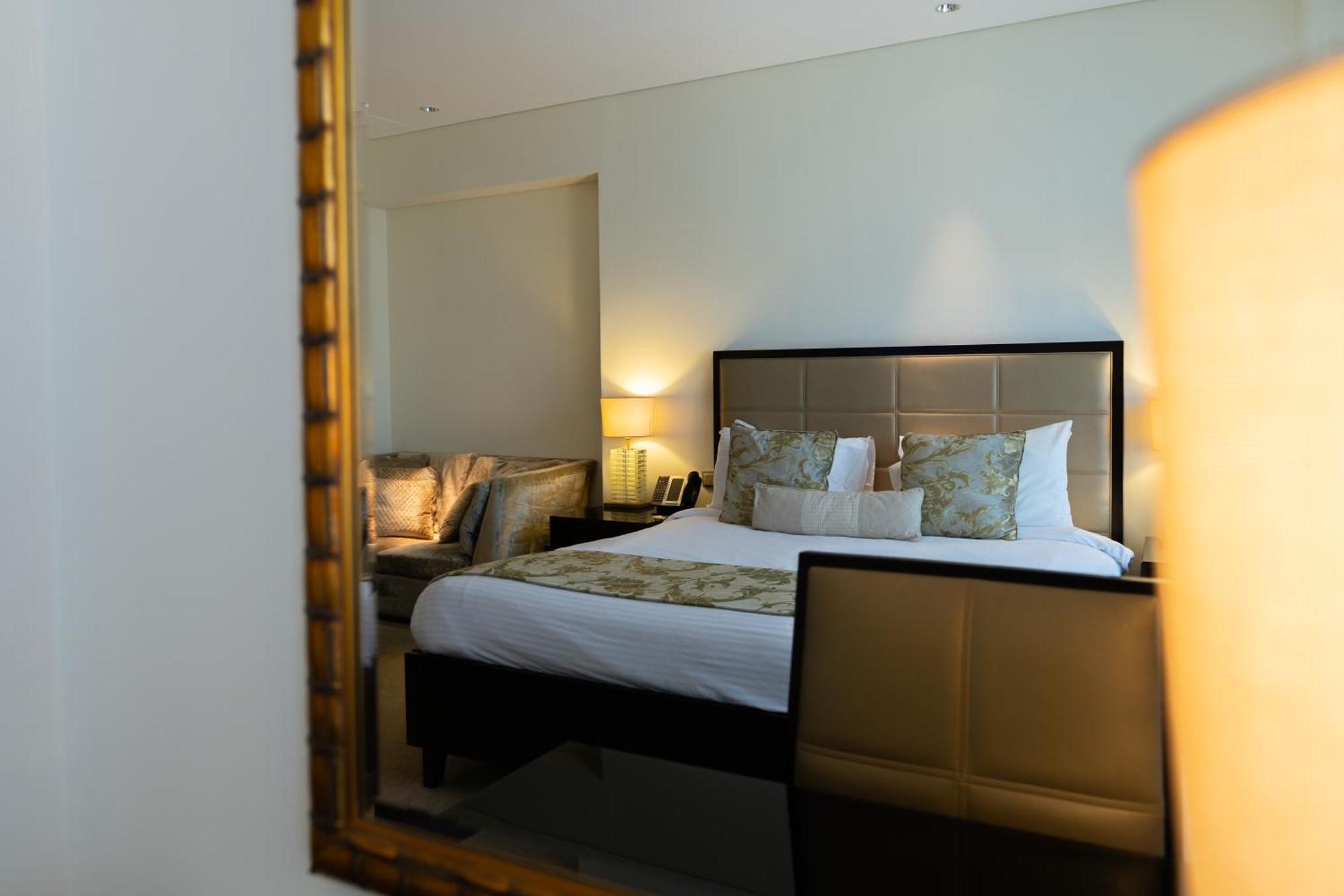 Kempinski Avenue With Marina Views Apartment