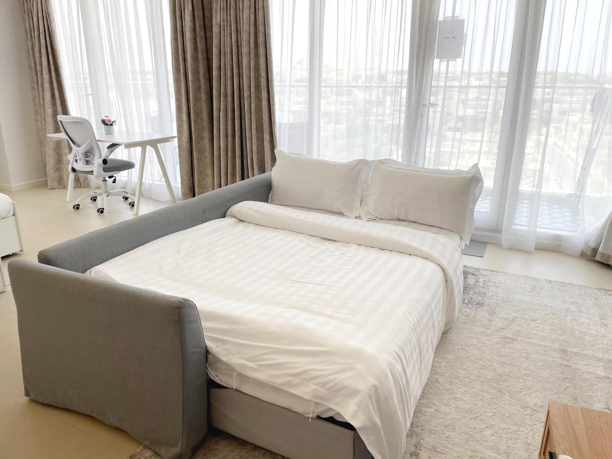 Cozy With Pool - 10 Mins From Marina * Dubai
