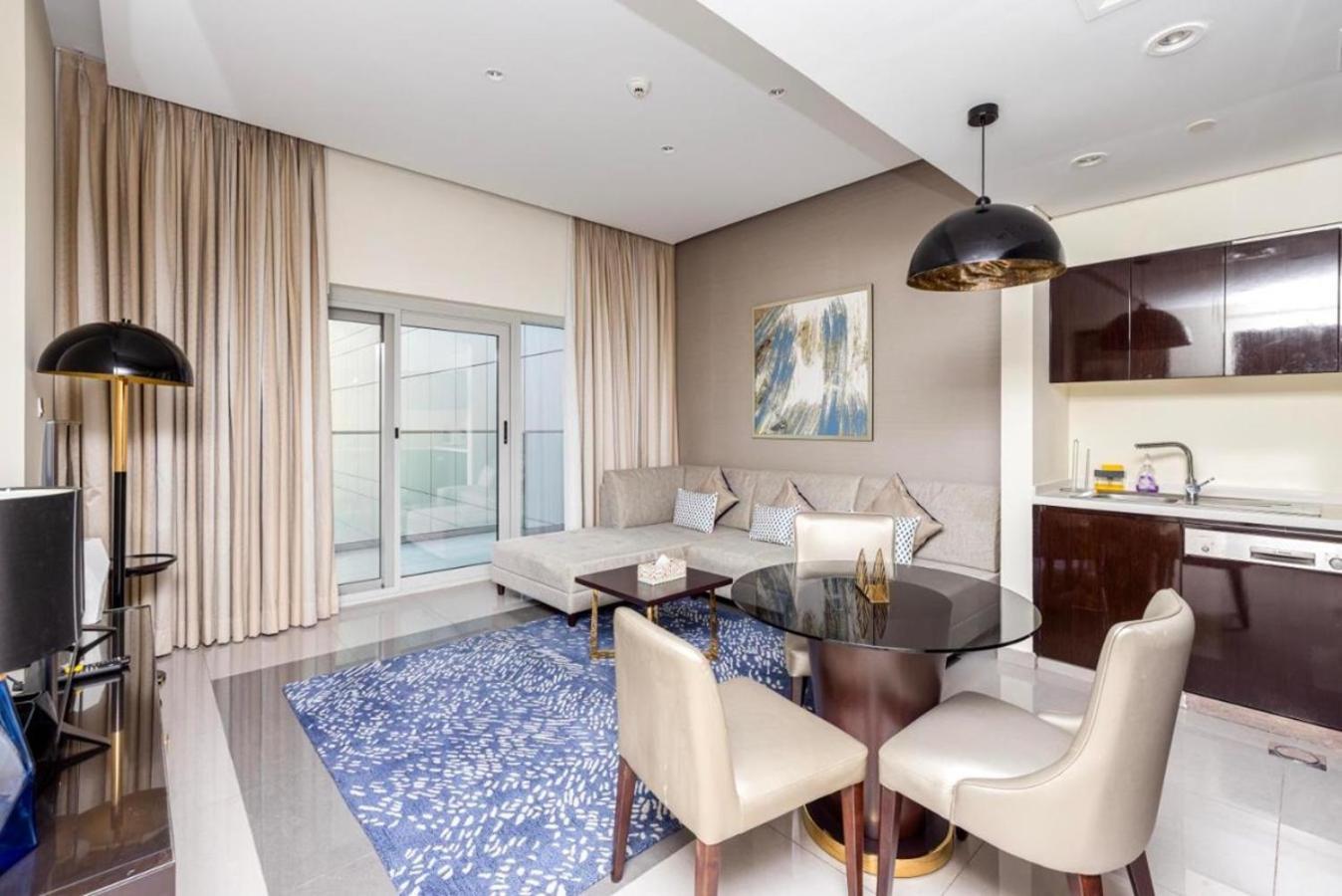 Apartment Modern With Stunning View - Damac Majestine Tower Dubai