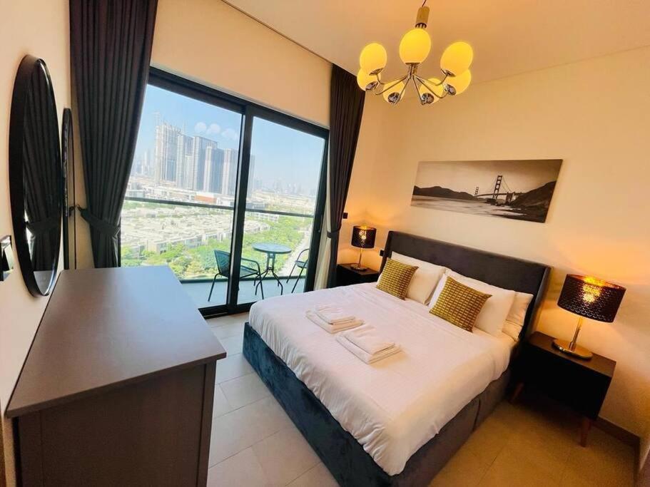 Burj Khalifa Skyline View Sobha Waves - Sobha Hartland Apartment
