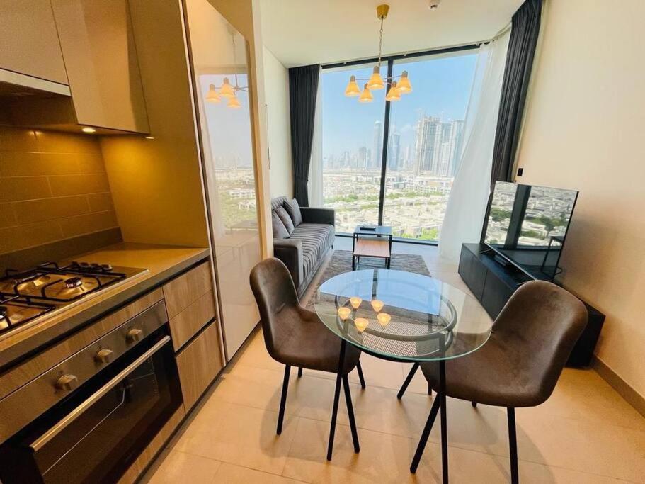 Apartment Burj Khalifa Skyline View Sobha Waves - Sobha Hartland