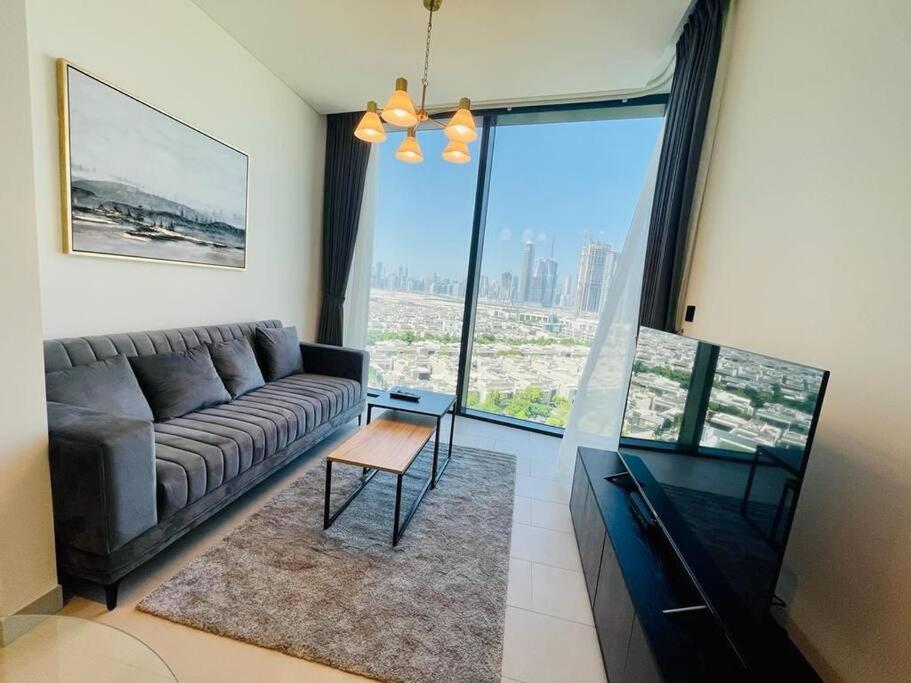 Burj Khalifa Skyline View Sobha Waves - Sobha Hartland Apartment Dubai