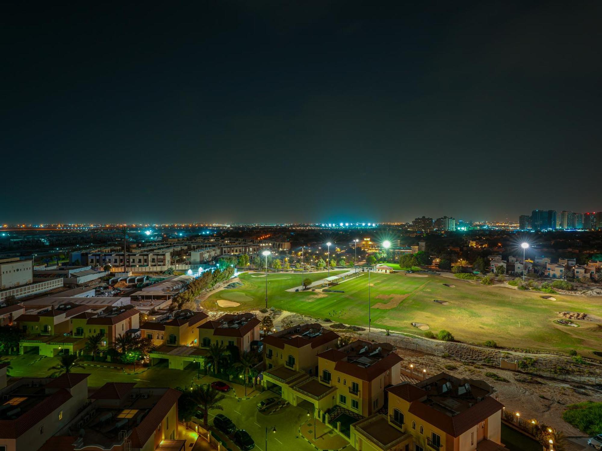 Stunning 1br With Golf View In Sports Apartment