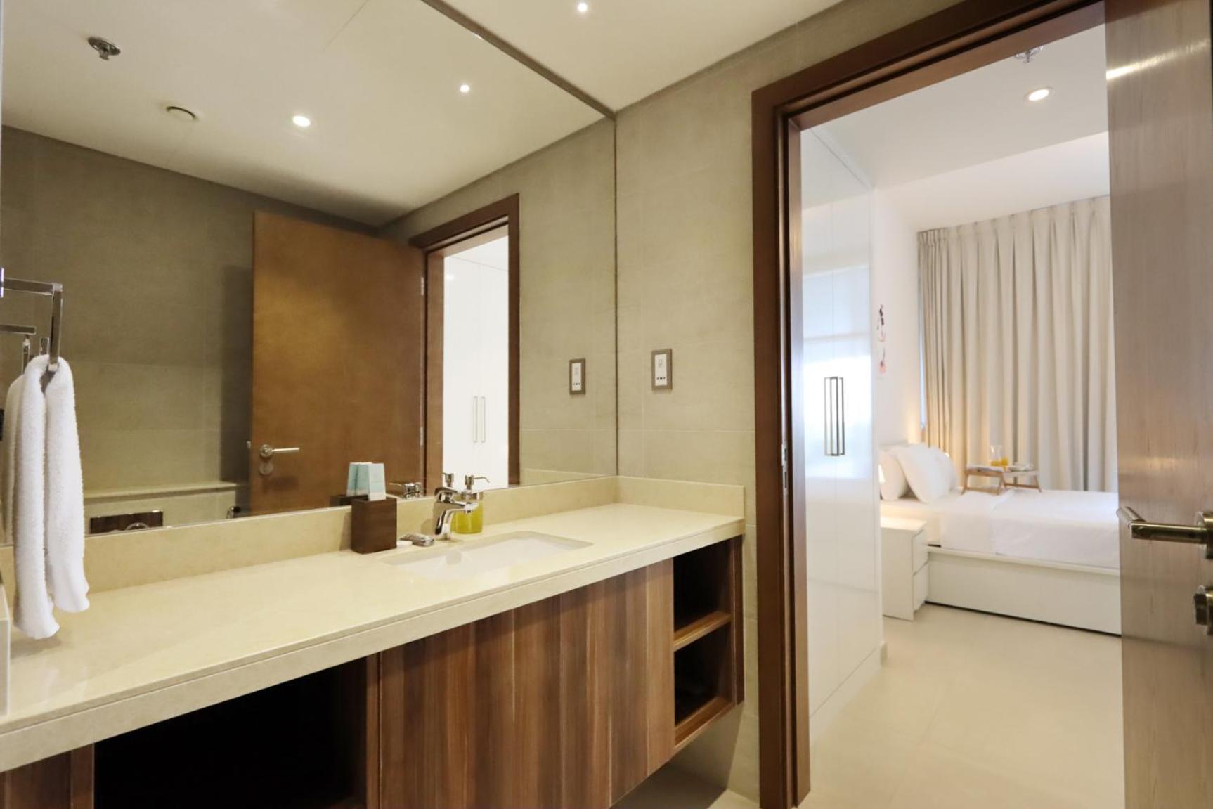 Livbnb-tranquil 1b Steps To Palmboardwalk Sea View Dubai