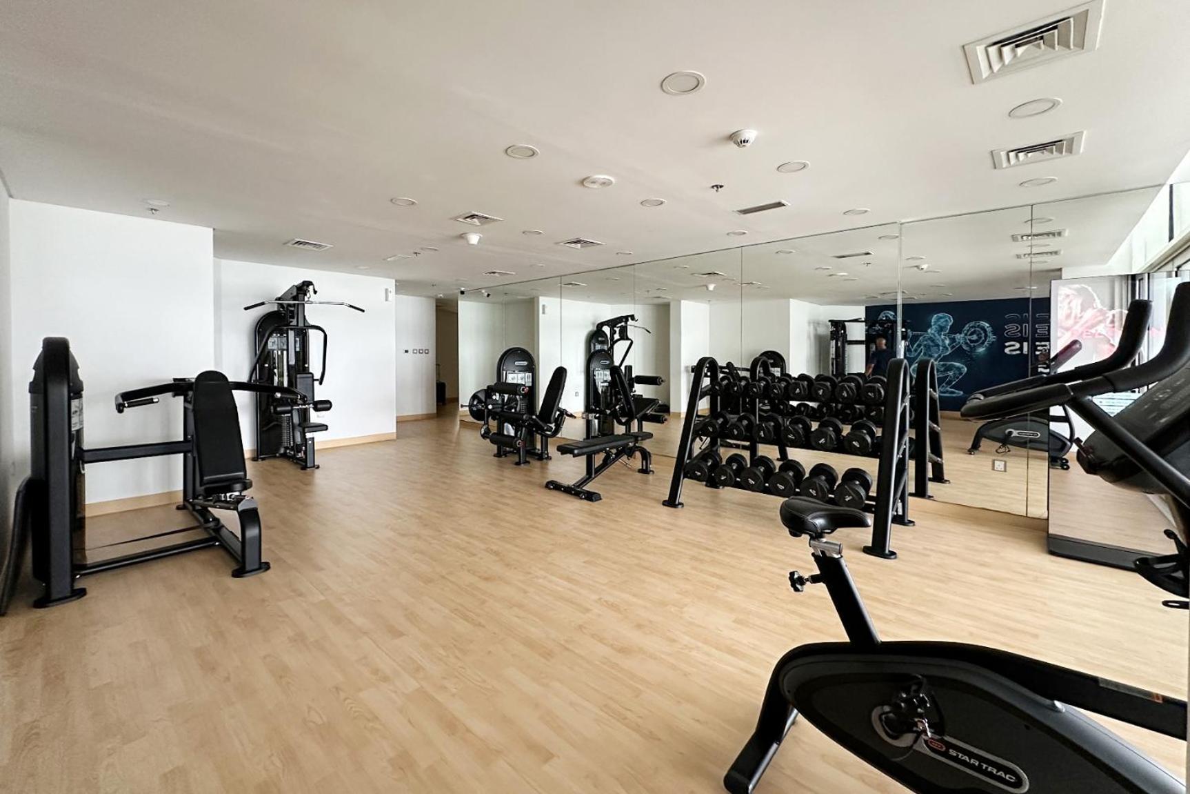 Livbnb-tranquil 1b Steps To Palmboardwalk Sea View Dubai