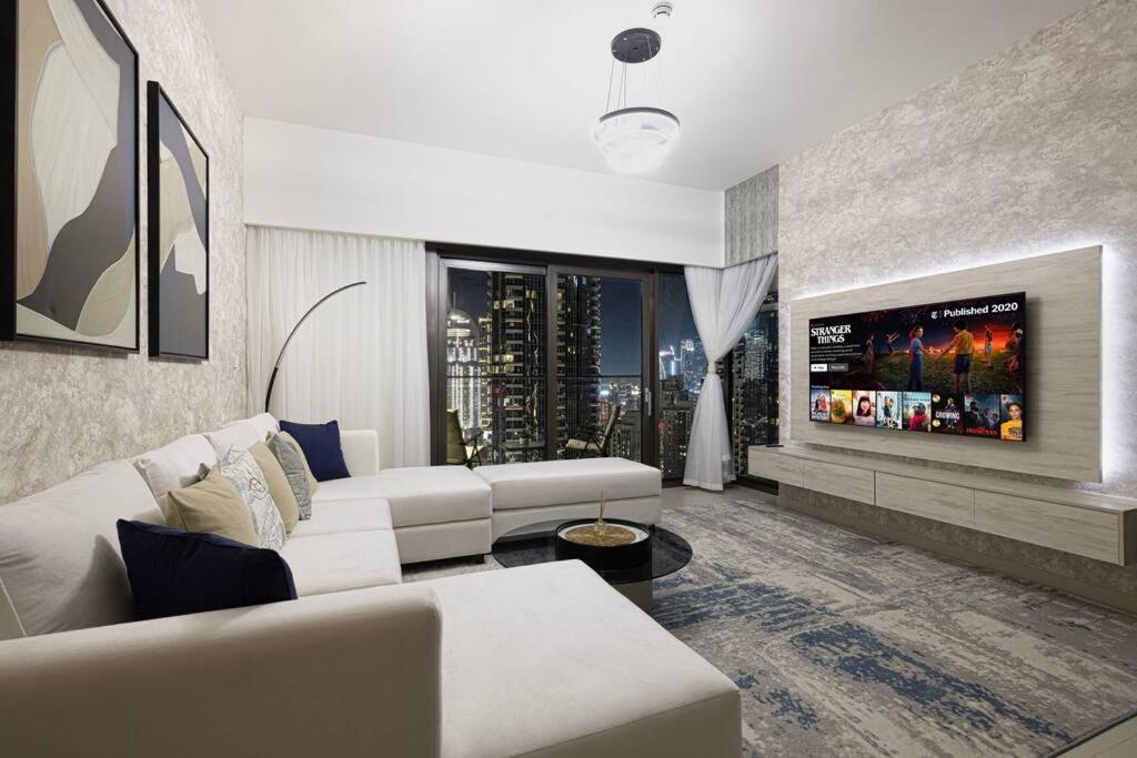 Tick - 2br Burj Khalifa & Fountain Views Burj Crown Apartment *