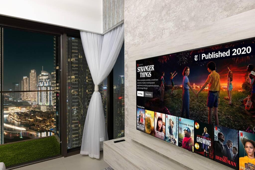 Tick - 2br Burj Khalifa & Fountain Views Burj Crown Apartment Dubai