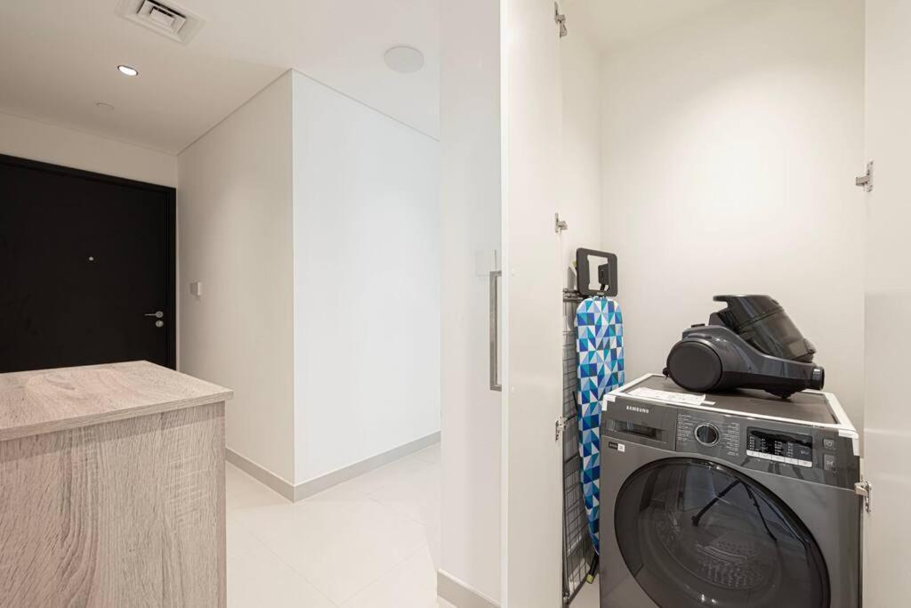 Tick - 2br Burj Khalifa & Fountain Views Burj Crown Apartment *