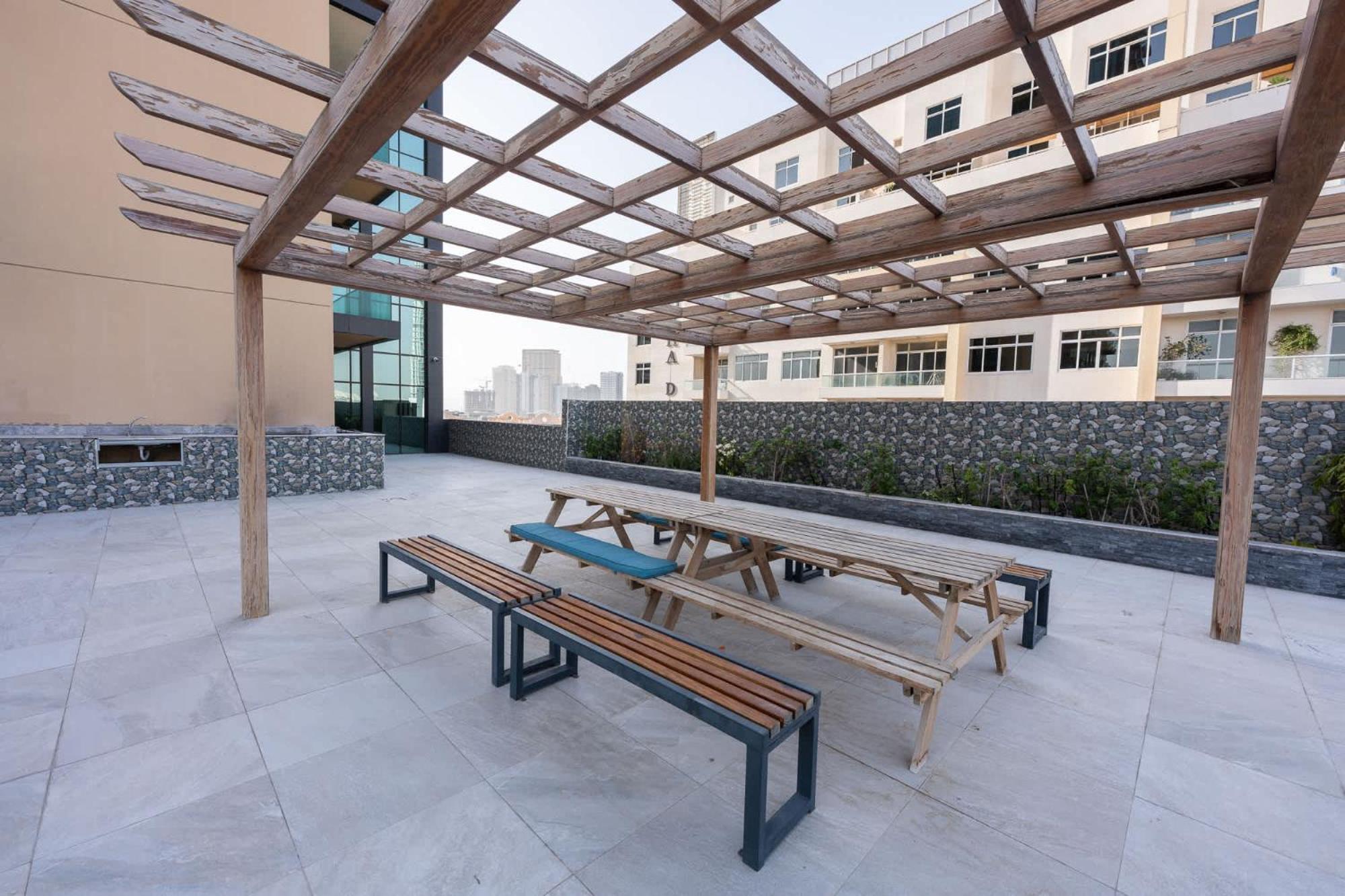 A Gorgeous Flat In The Heart Of Jvc *