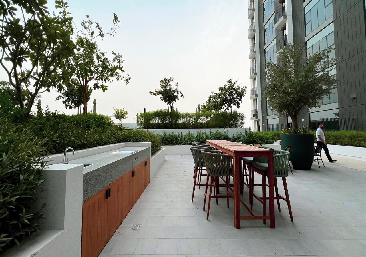 First Class In Hills - Next To Hills Mall - Socio, Collective And Golfville Towers *