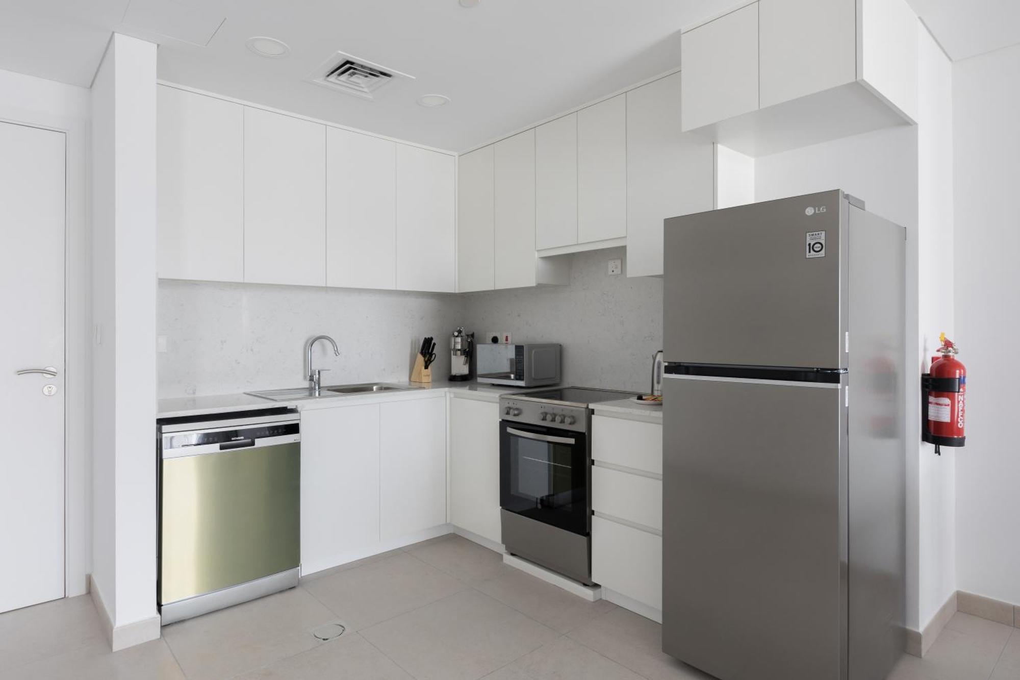 Charming 1-bd Apt, Mjl Community