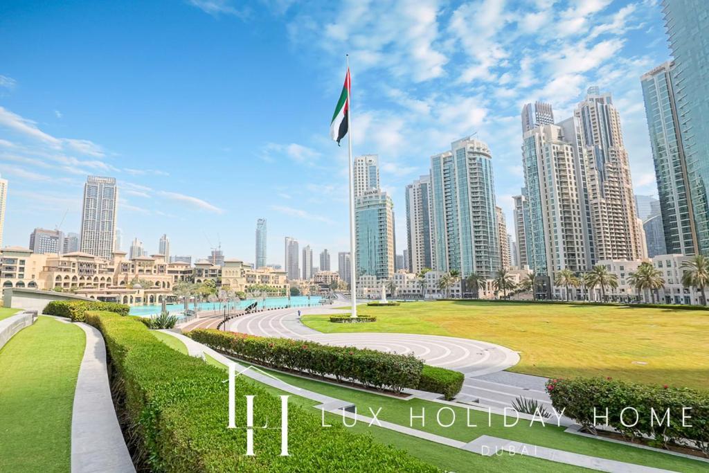 Apartment Lux Burj Khalifa View Across Mall
