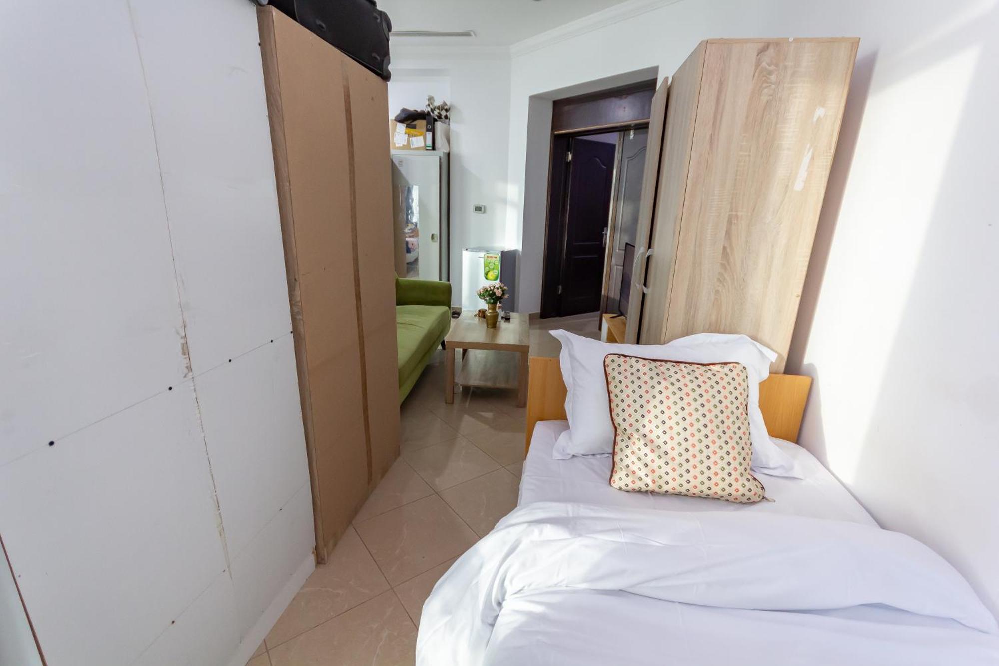Apartment Spacious For Girls In Marina فتيات فقط