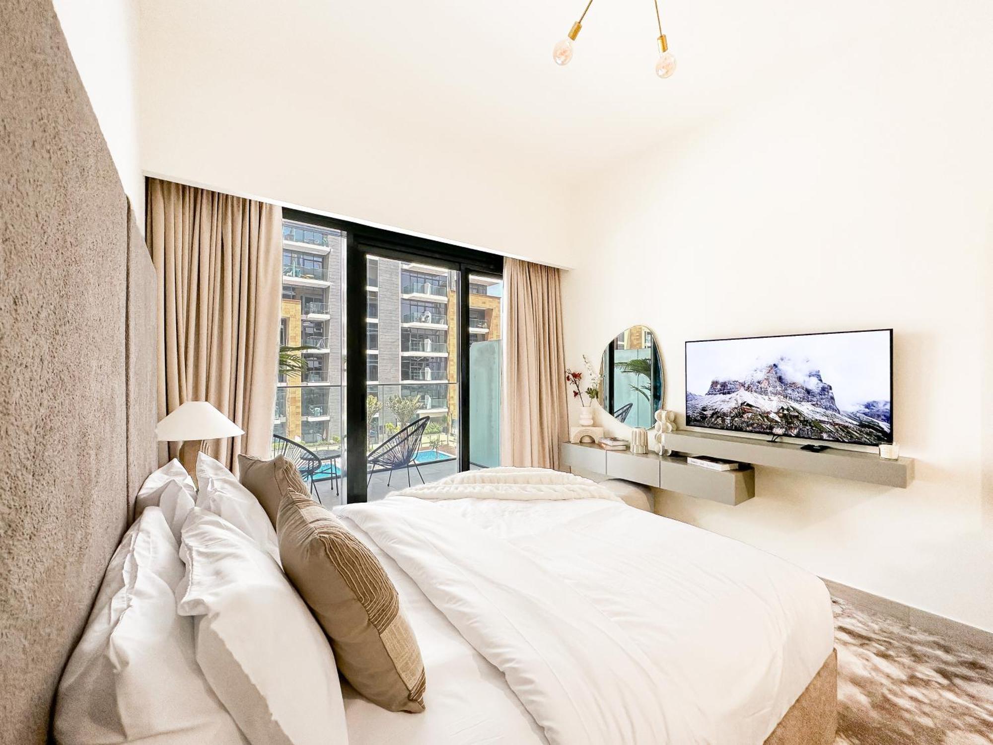 Apartment Trophy Blissful Bend In Meydan With Pool Views