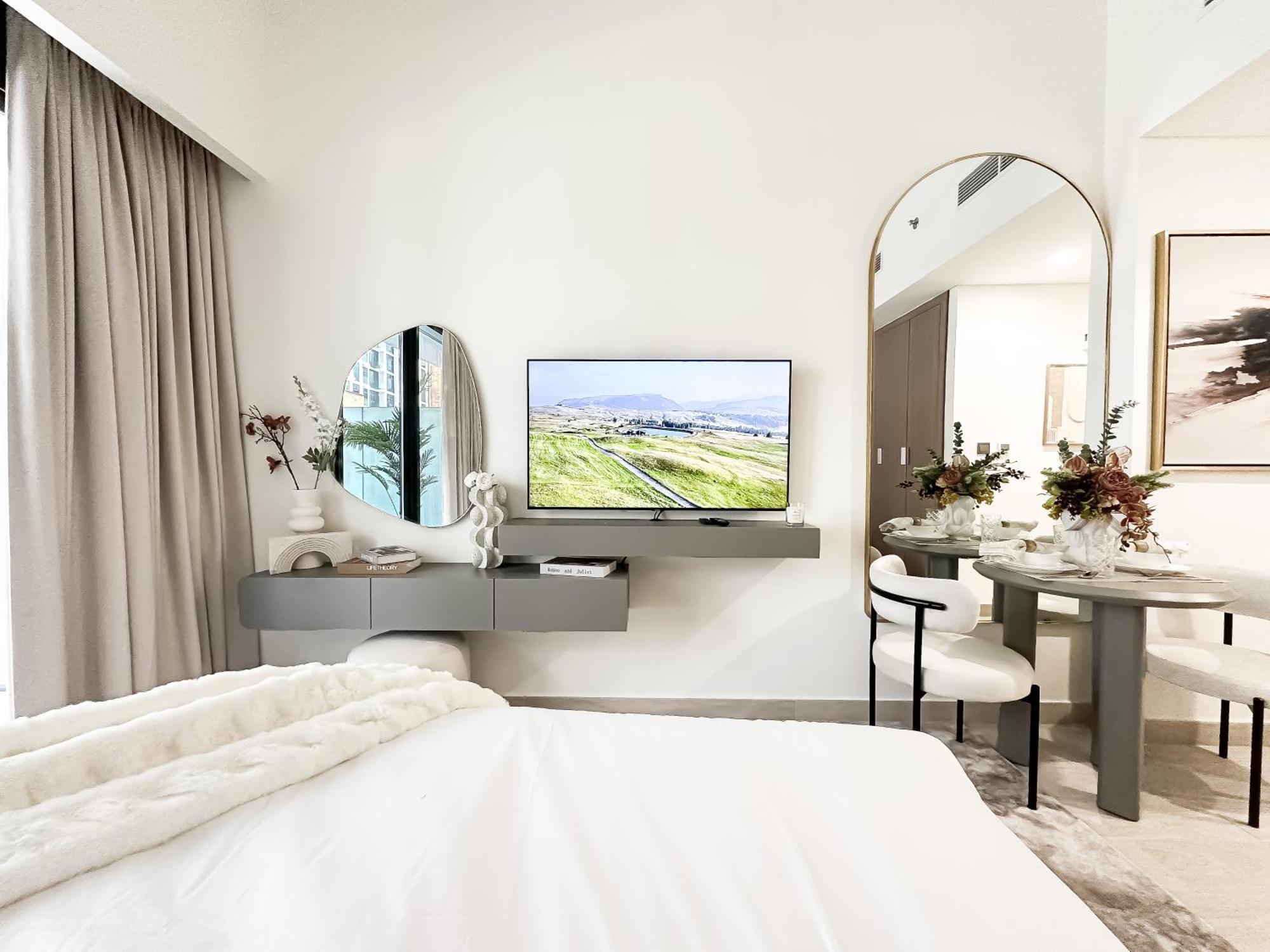 Apartment Trophy Blissful Bend In Meydan With Pool Views