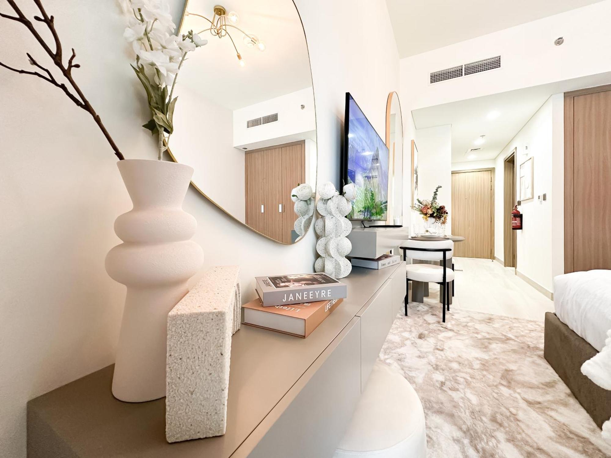 Apartment Trophy Blissful Bend In Meydan With Pool Views