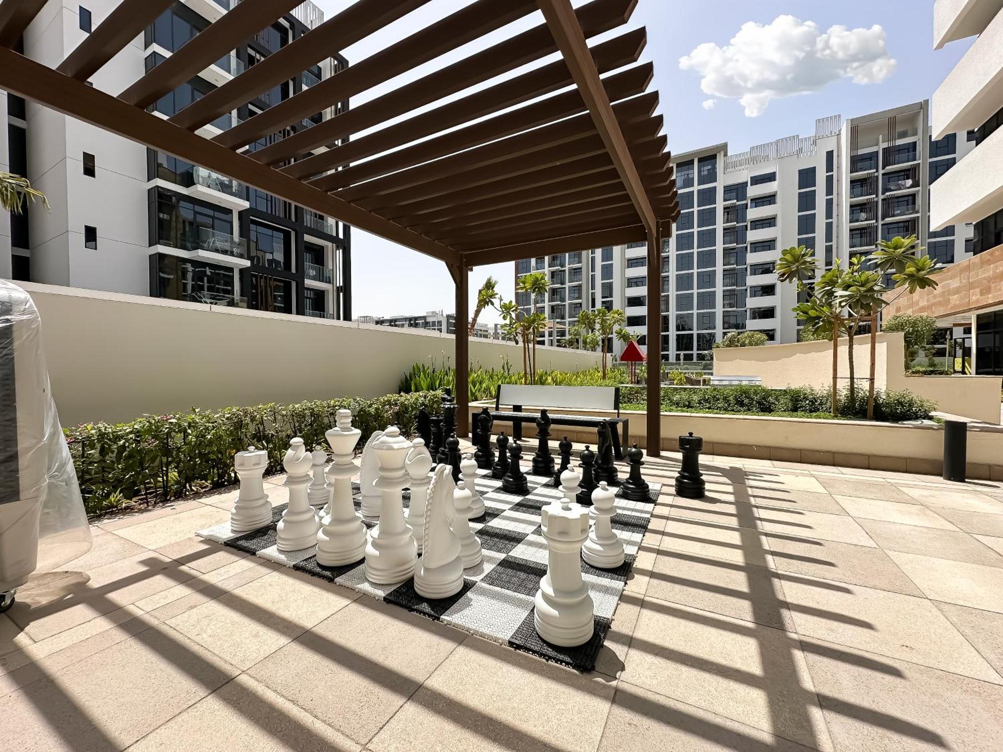 Trophy Blissful Bend In Meydan With Pool Views * Dubai