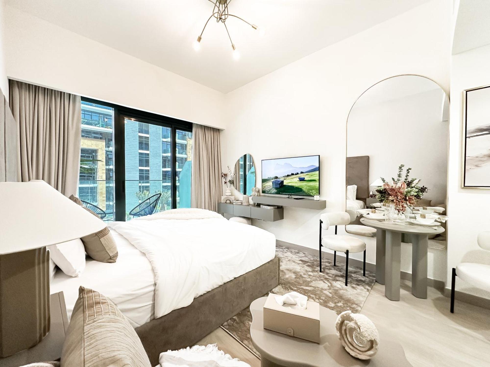Trophy Blissful Bend In Meydan With Pool Views Apartment Dubai