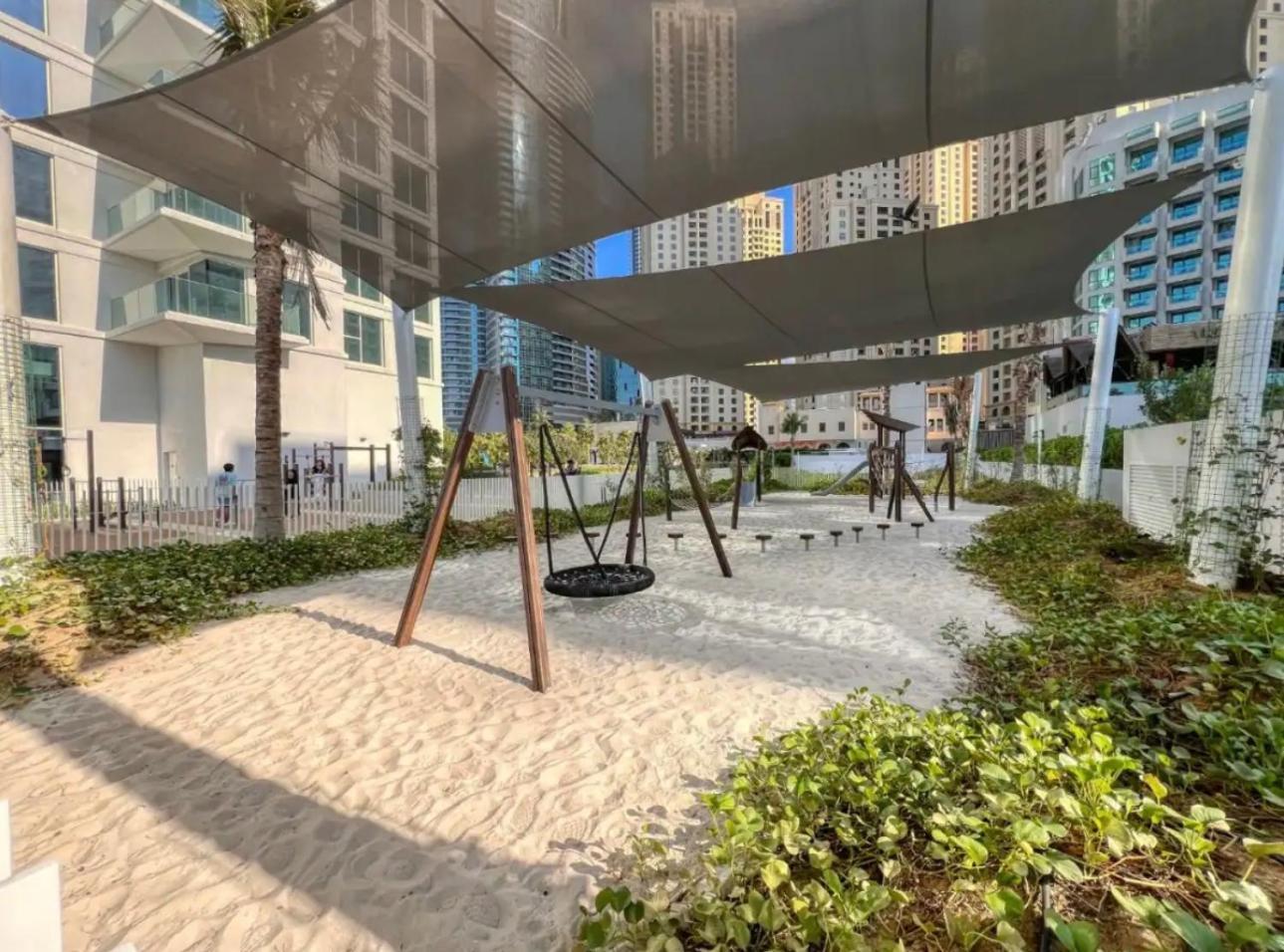 La Vie Front Jbr By Happy Season Apartment