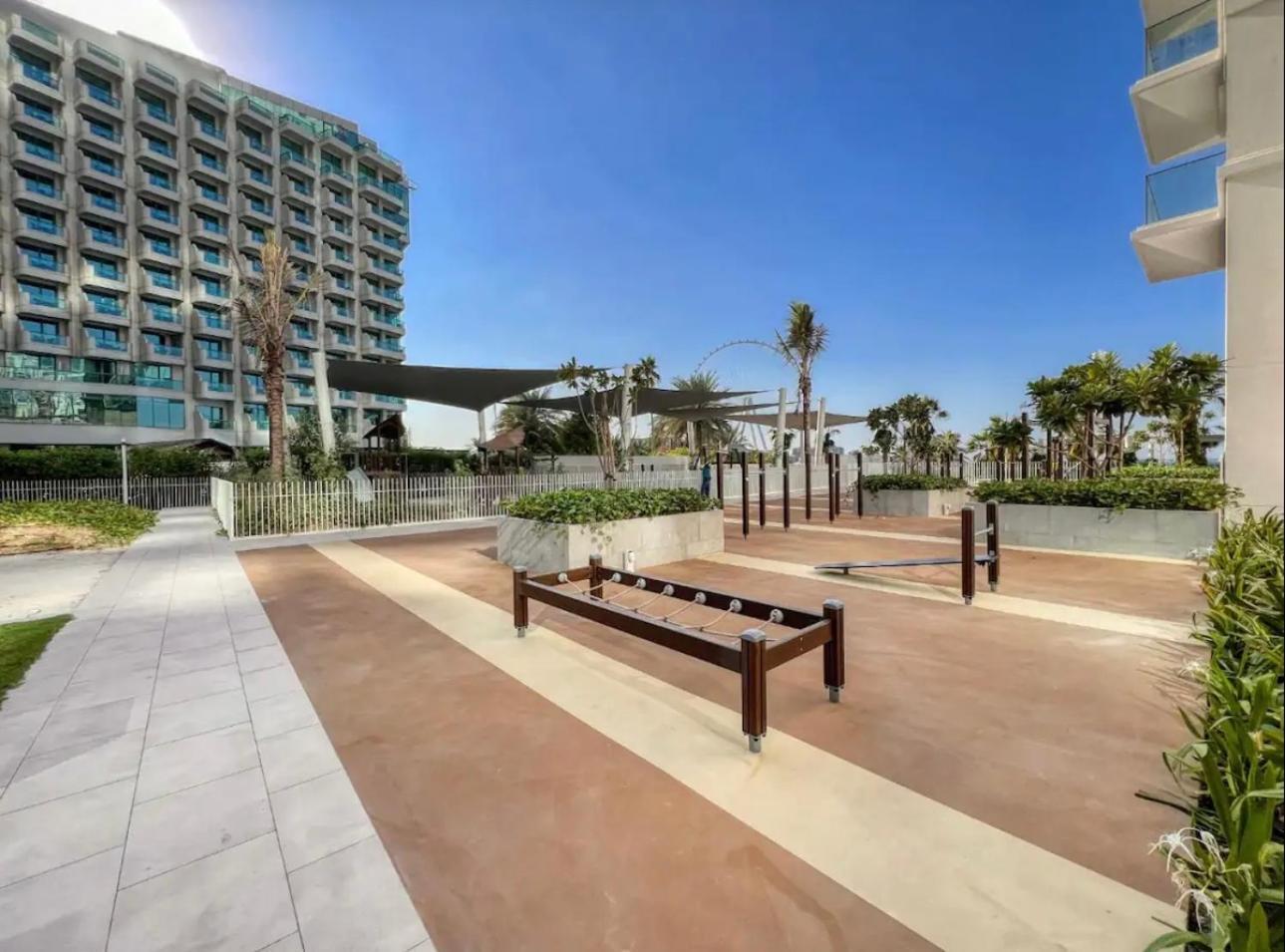 Apartment La Vie Front Jbr By Happy Season *