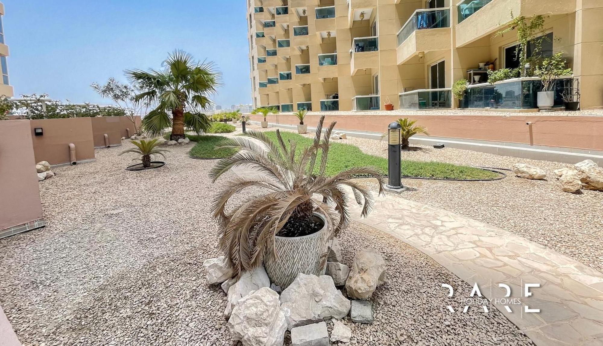 Rare Homes - View - Near Me'aisem Centre - The Crescent Tower A - Production - R910 Apartment Dubai