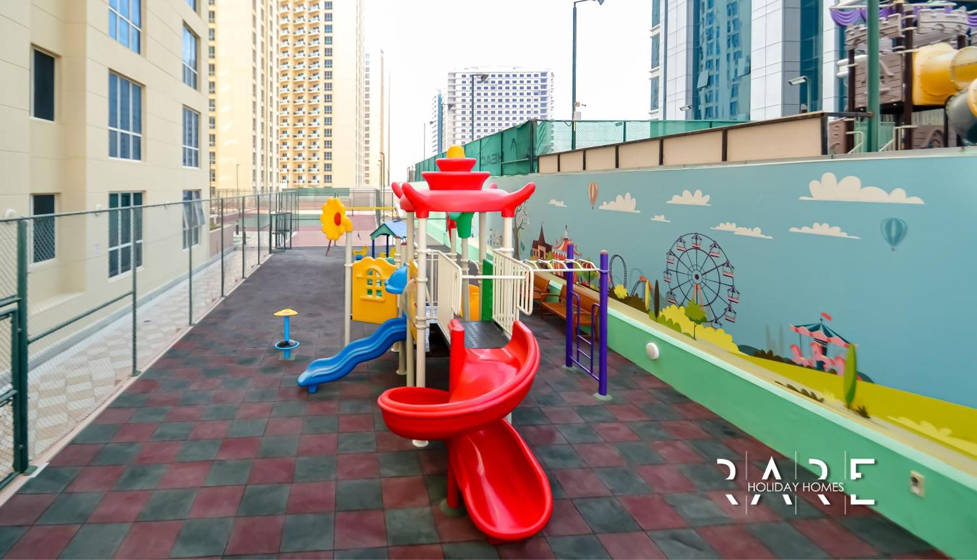 Rare Homes - View - Near Me'aisem Centre - The Crescent Tower A - Production - R910 Dubai