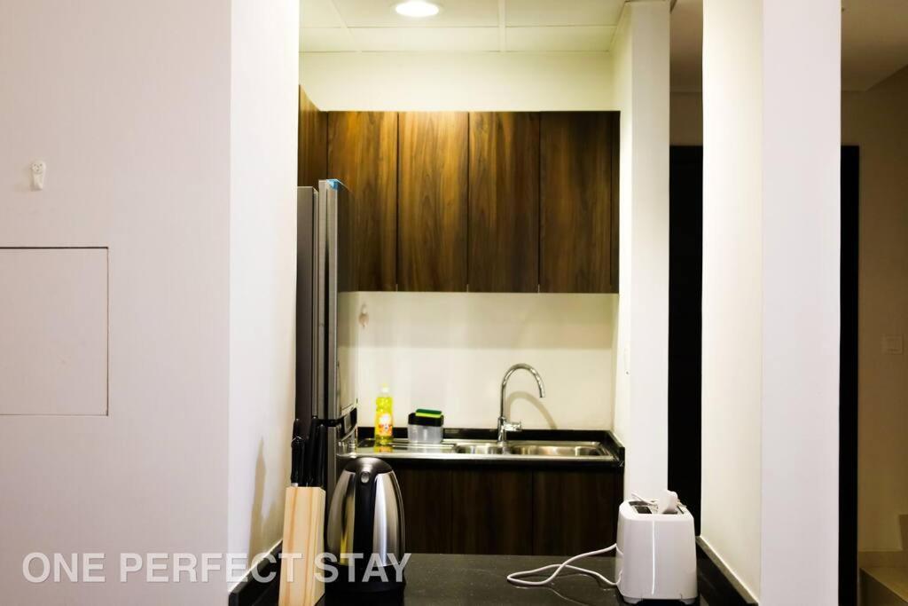 Apartment Elegant & Inviting 3br Townhouse *