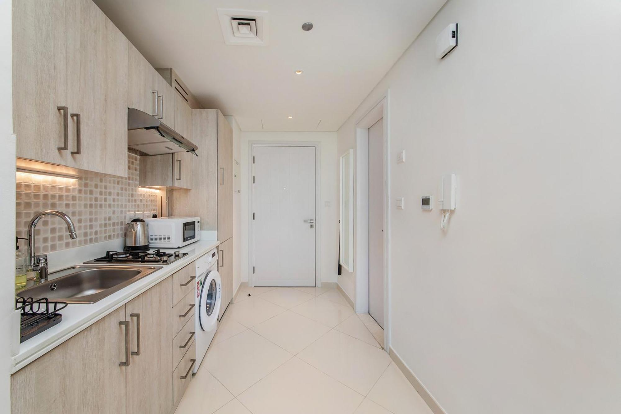 Apartment Modern And Cozy At Seven Palm Prime Location Dubai