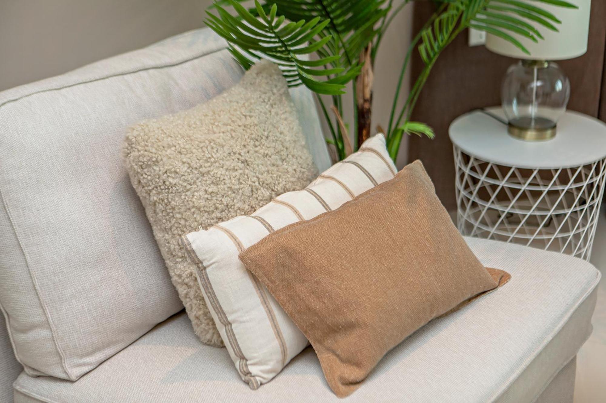 Apartment Modern And Cozy At Seven Palm Prime Location Dubai