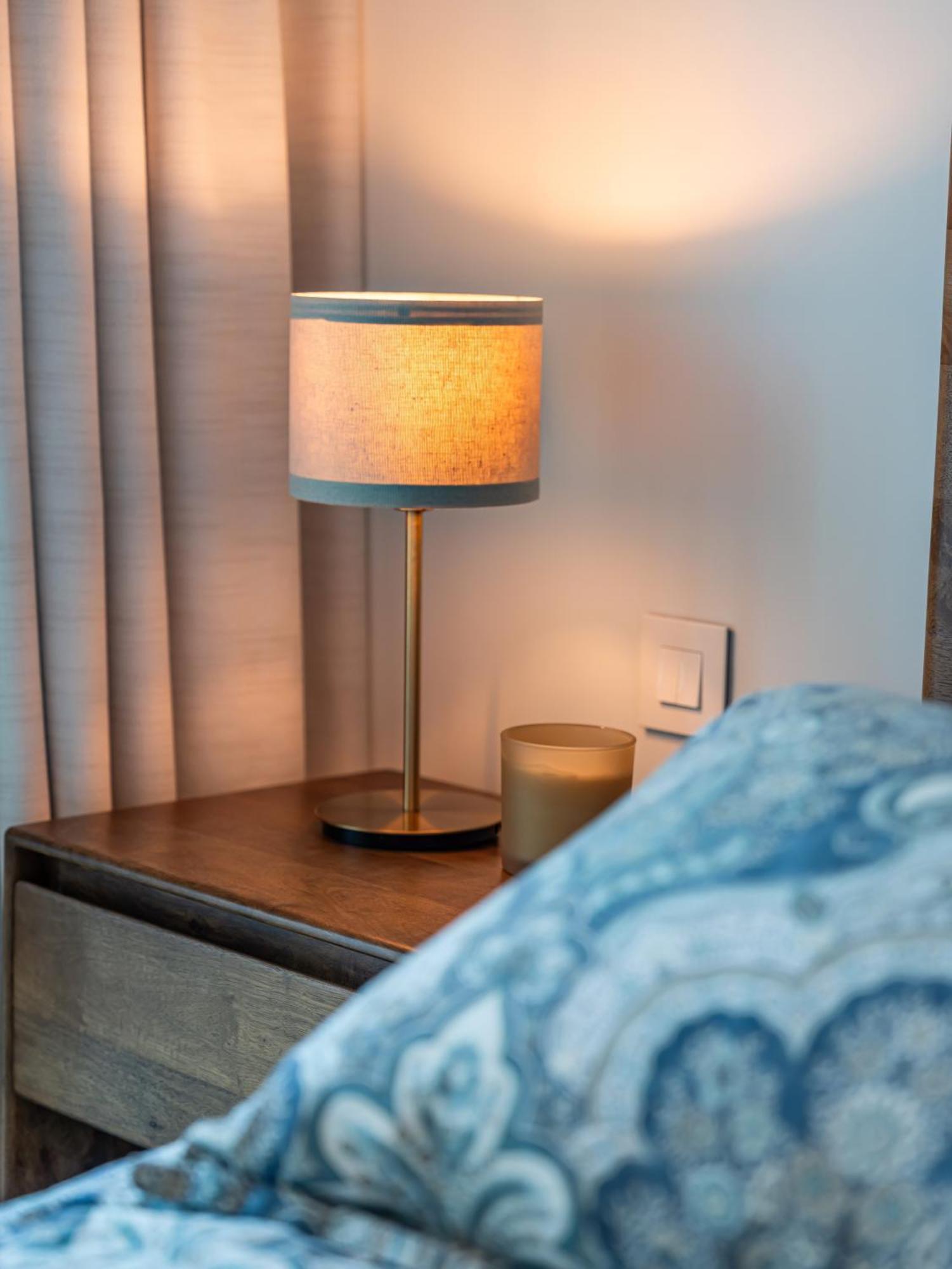 Apartment Luxury 2br, Burj And Fountain View, 2 Min Walk To Mall *