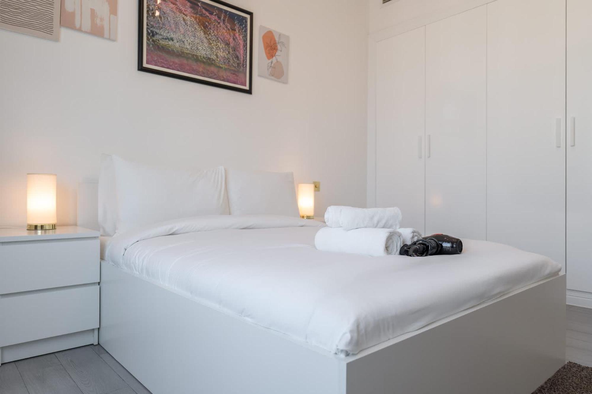 Prestigious 3-bedroom With Access On Palm Jumeirah! Apartment *