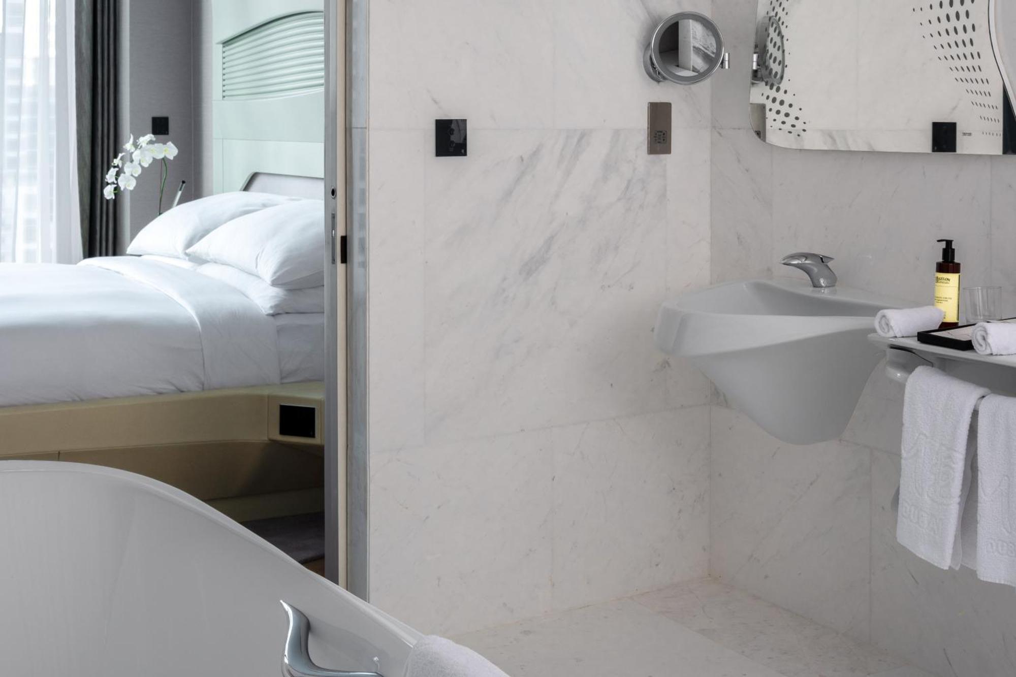 Aparthotel Me Residences