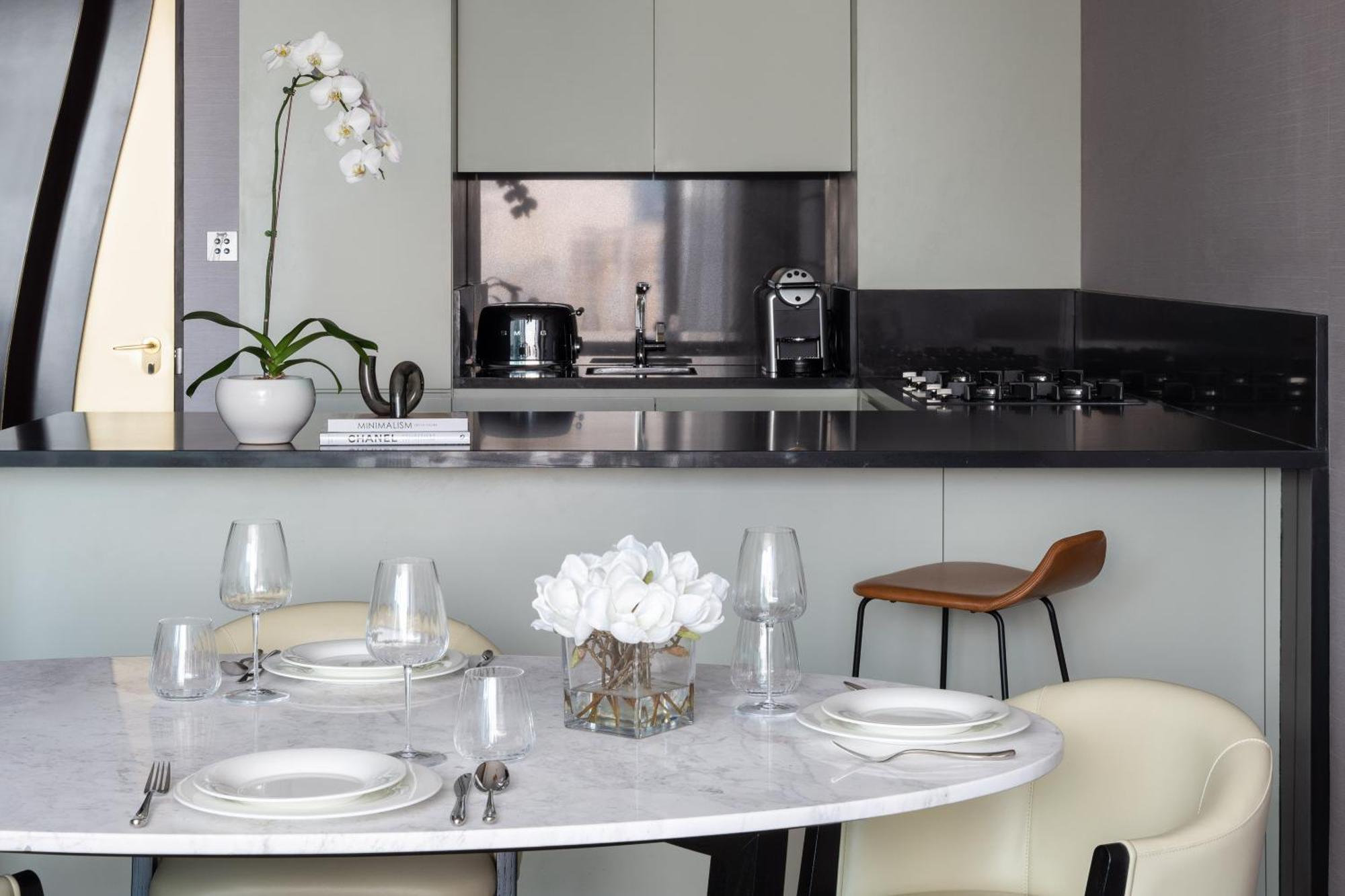 Aparthotel Me Residences