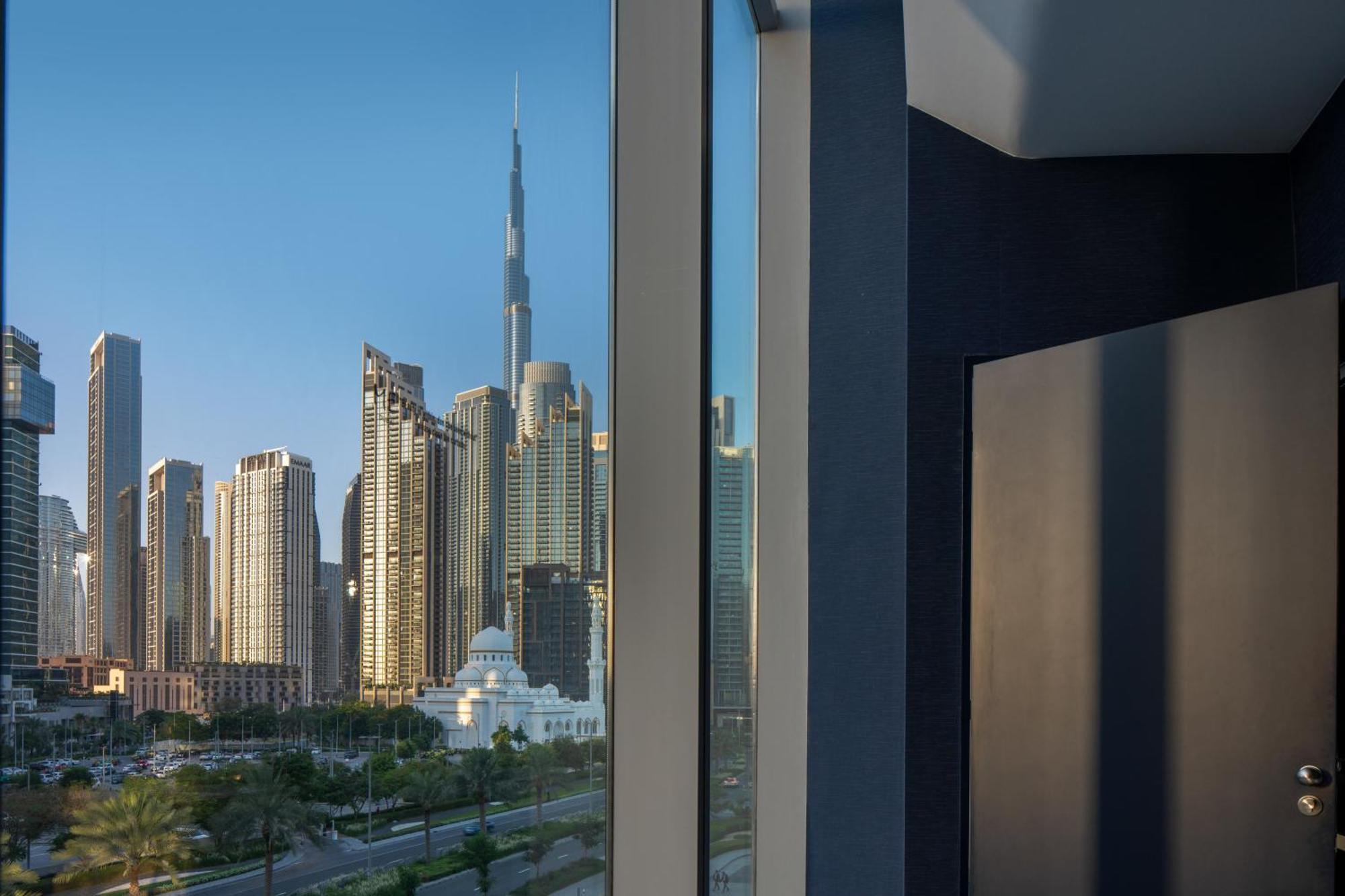 Aparthotel Me Residences *