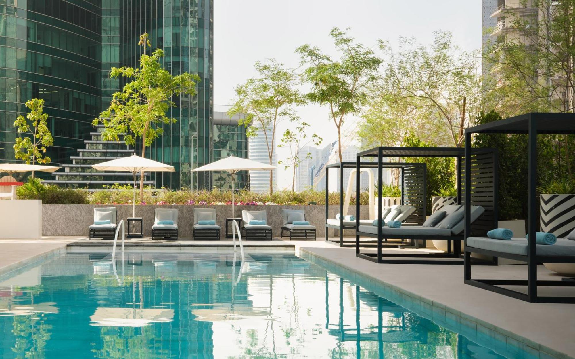Me Residences Aparthotel