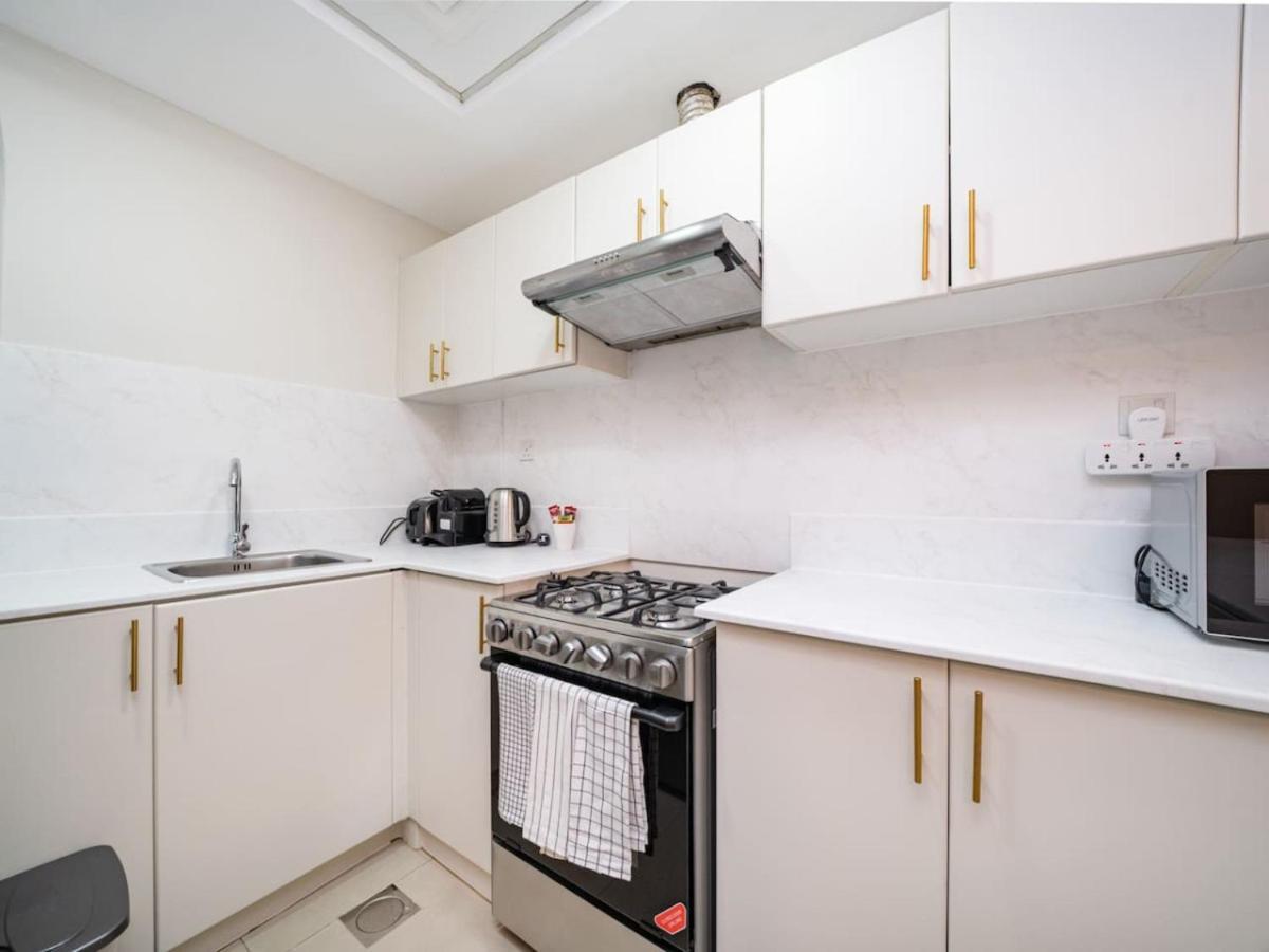 Sleek 2 Bed In Sports Apartment Dubai