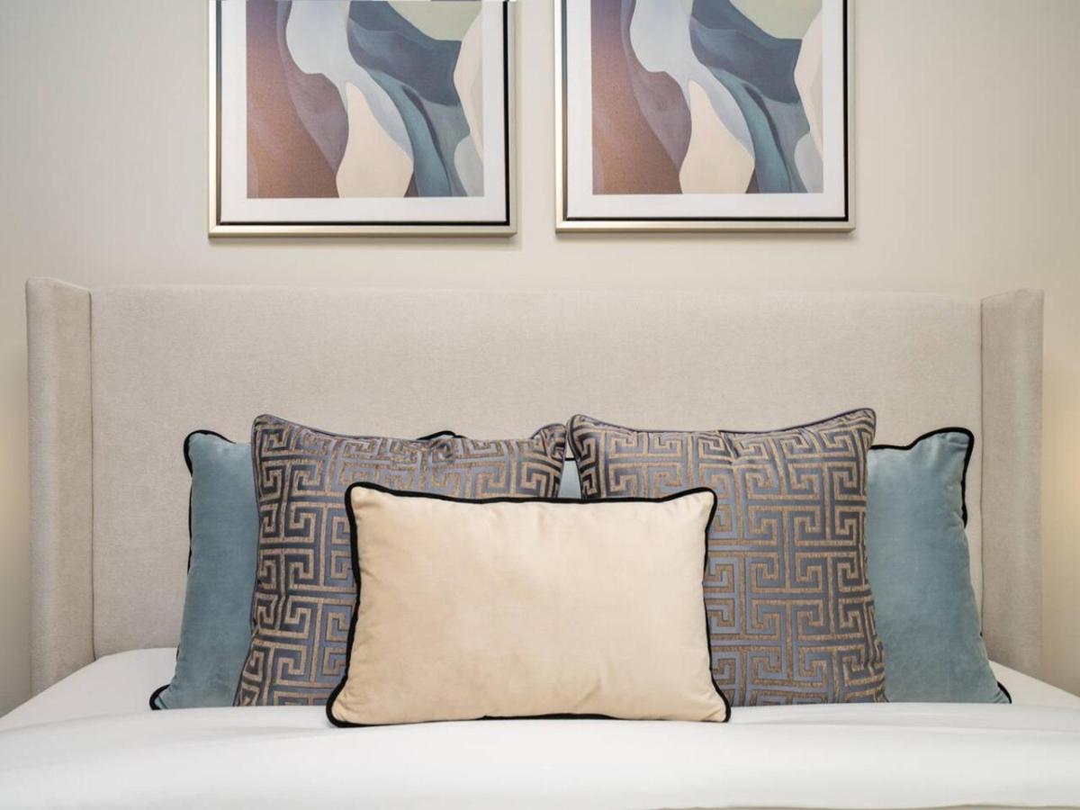 Sleek 2 Bed In Sports Dubai
