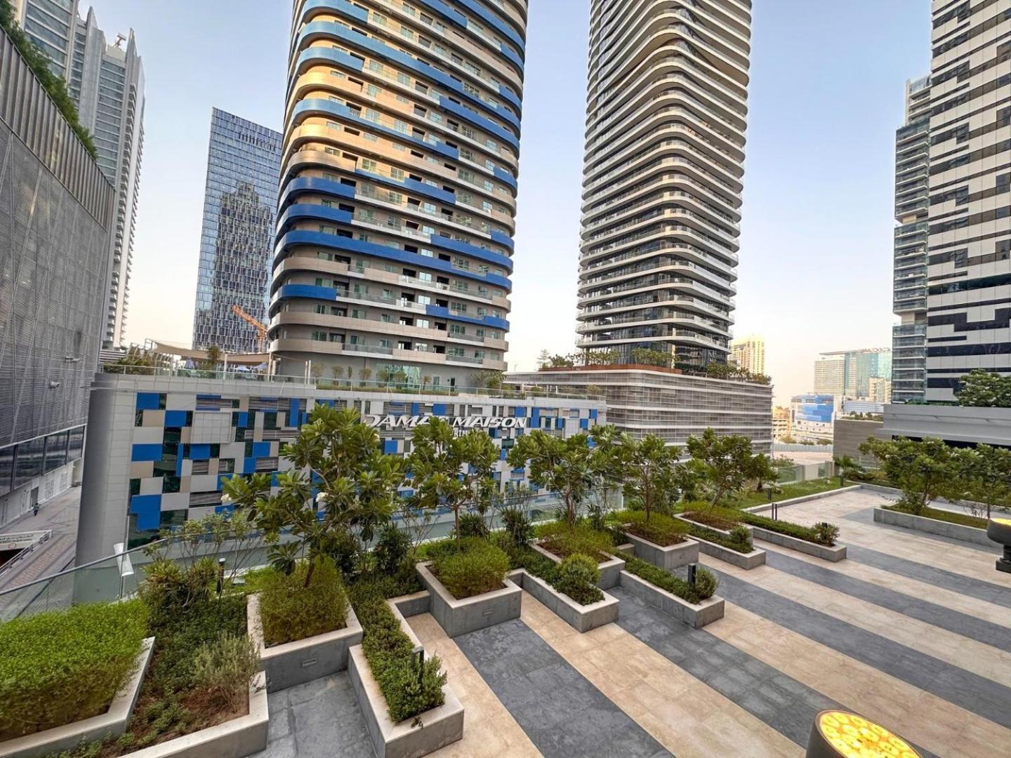 Aws Homes - In The Heart Of Downtown Apartment Dubai