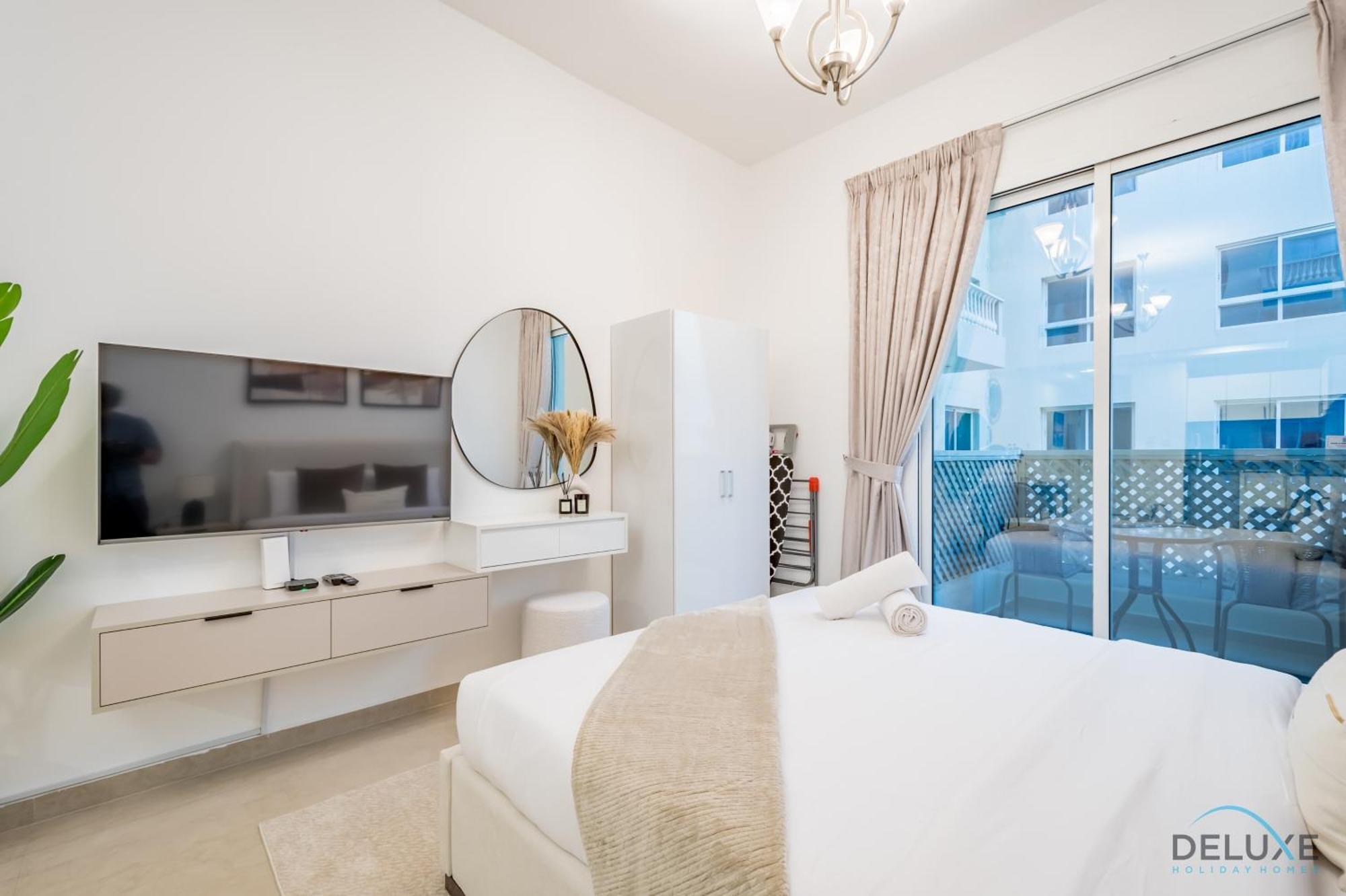 Charming In Hanover Square, Jumeirah Village Circle By Deluxe Homes Apartment