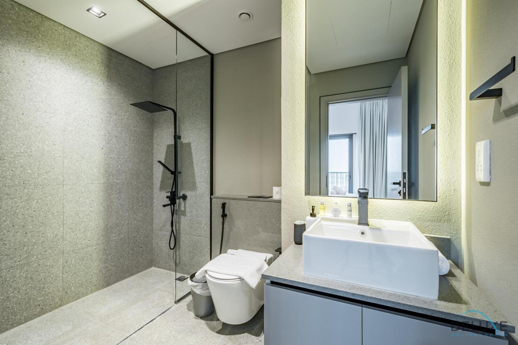Lovely 1br In Mag Eye 910, Mohammad Bin Rashid By Deluxe Homes Apartment *