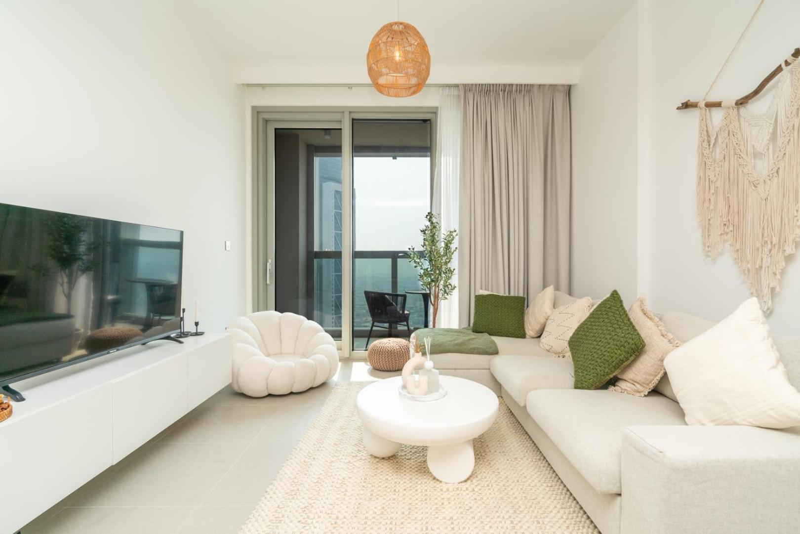 Downtown Luxury - Open Views Of The & The Sea - Walking Distance To Mall * Dubai