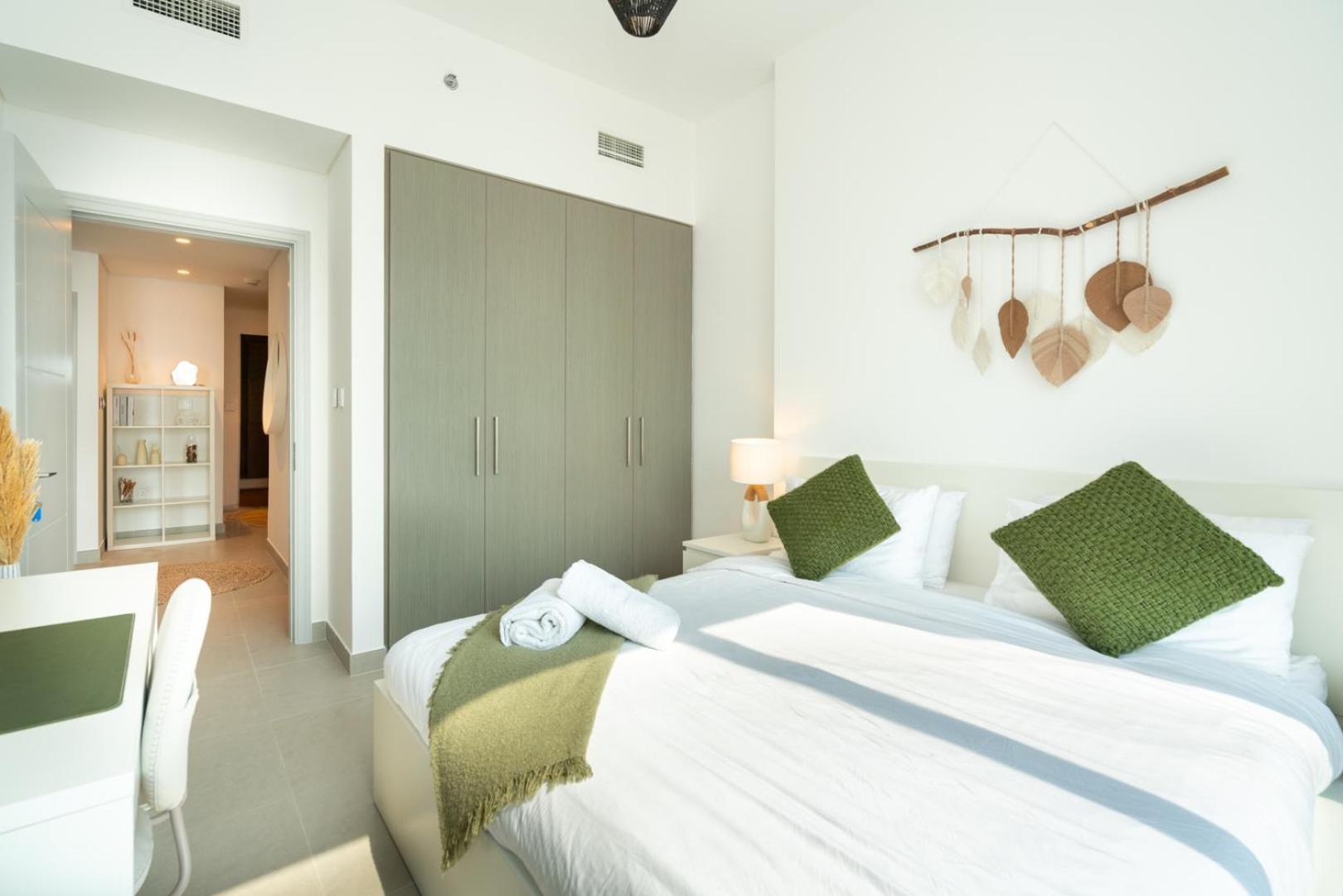 Downtown Luxury - Open Views Of The & The Sea - Walking Distance To Mall *