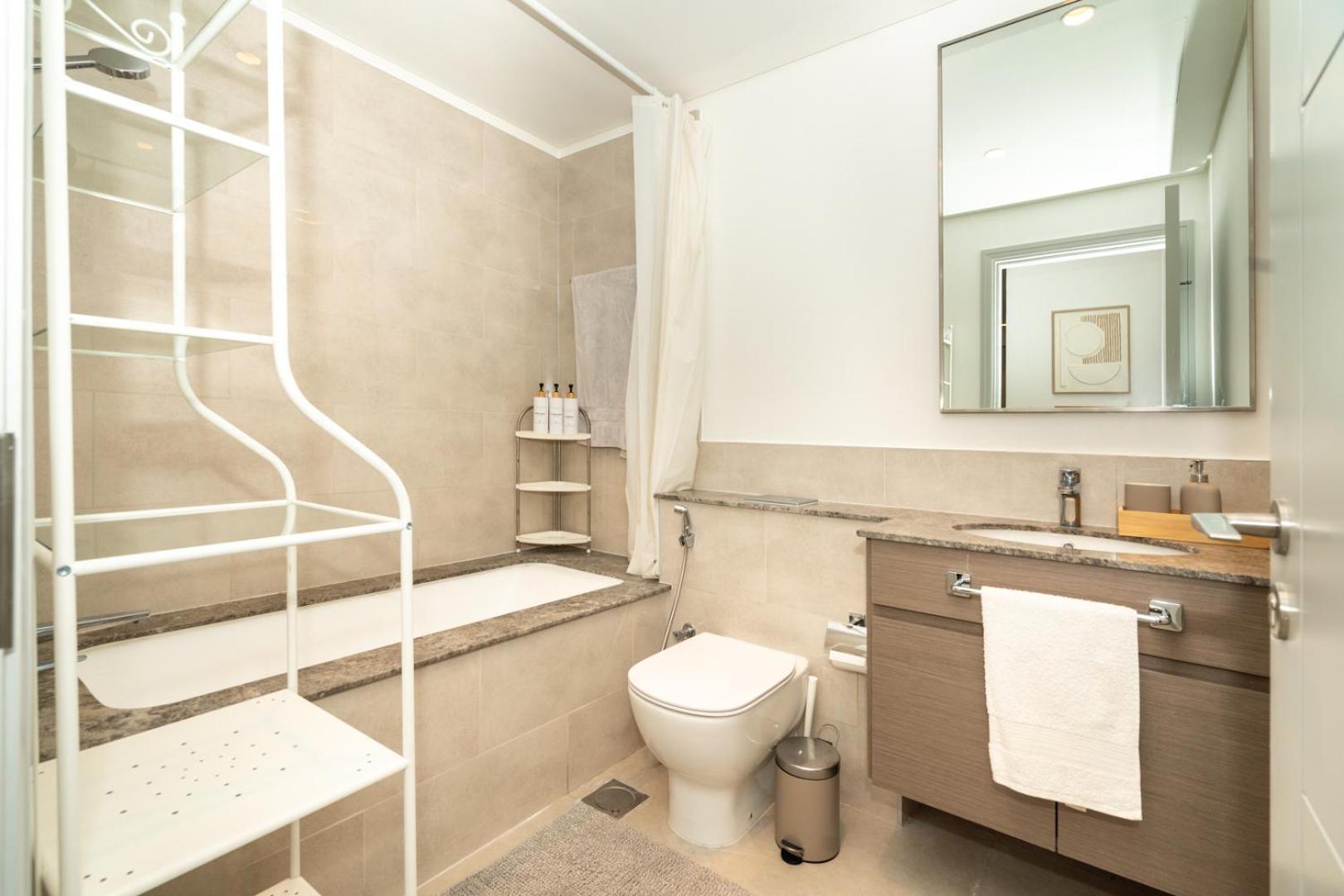 Apartment Downtown Luxury - Open Views Of The & The Sea - Walking Distance To Mall Dubai