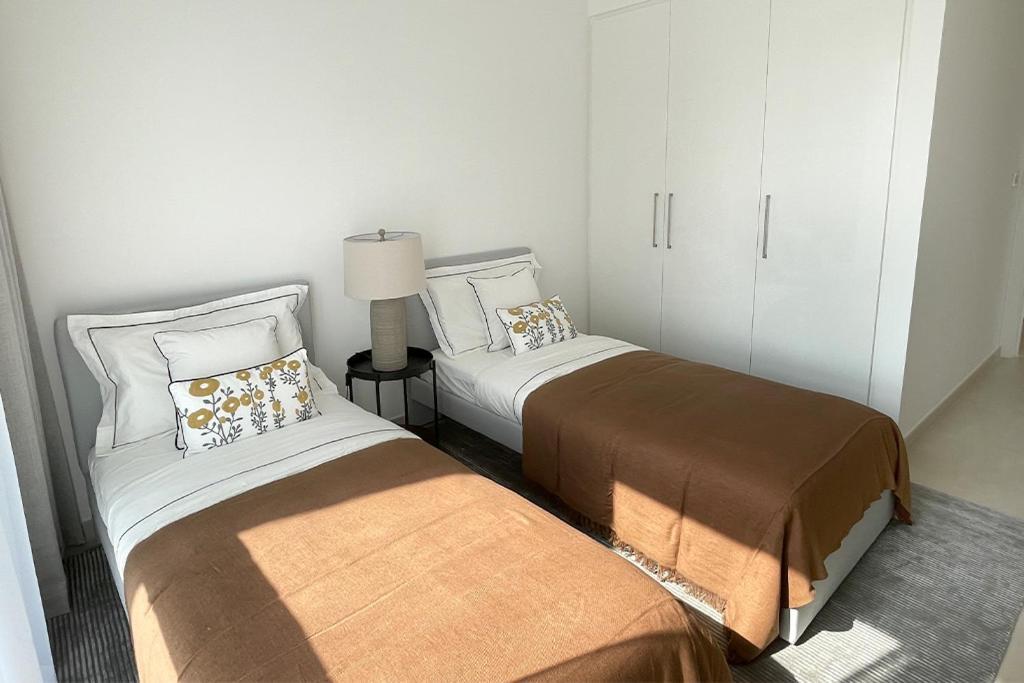 Rh - Burj Khalifa View, 03br With Maid's Room, 7 Mins Walk To Burj Khalifa *