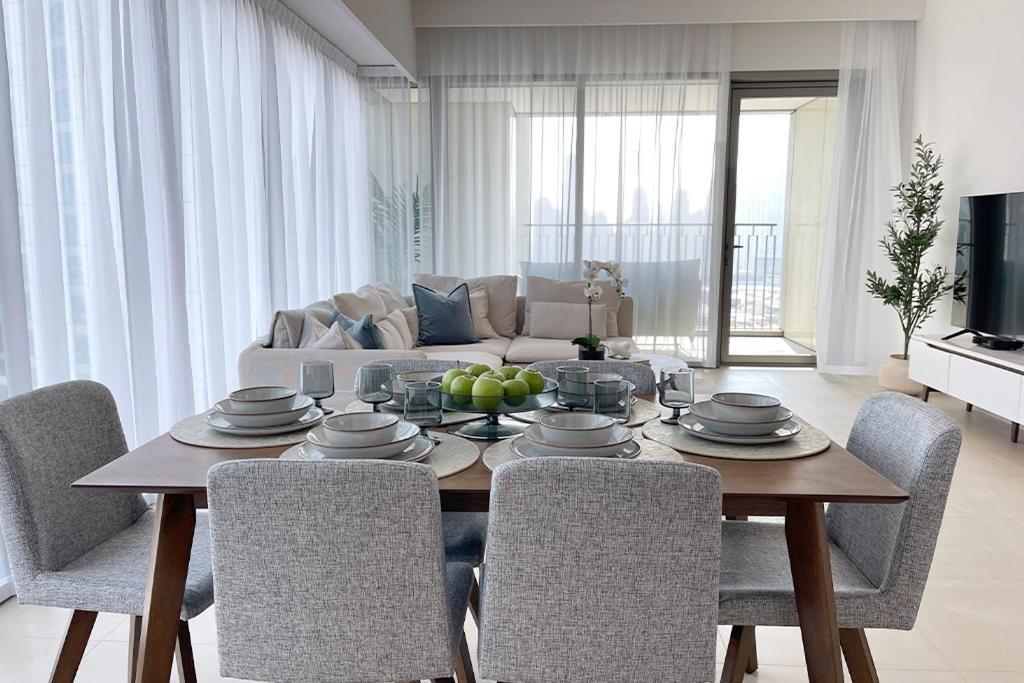 Rh - Burj Khalifa View, 03br With Maid's Room, 7 Mins Walk To Burj Khalifa *
