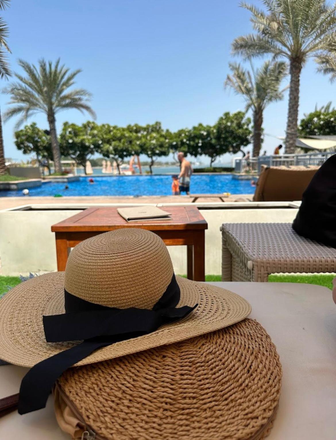 Lux Living On Palm Jumeirah With Pool & Access * Dubai